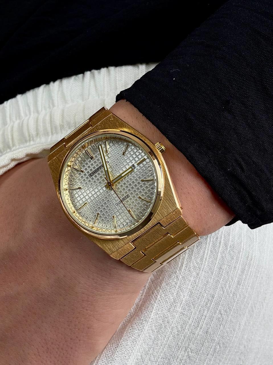 White Dial Gold Vintage Wristwatch