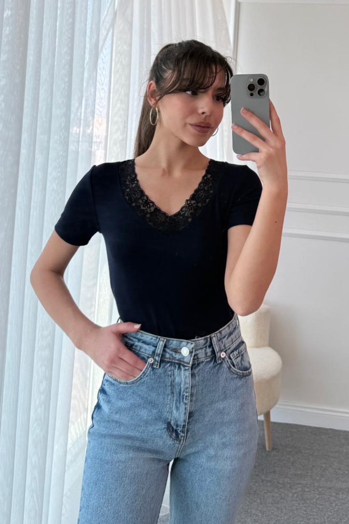 Dantel Detaylı T-shirt - SİYAH
