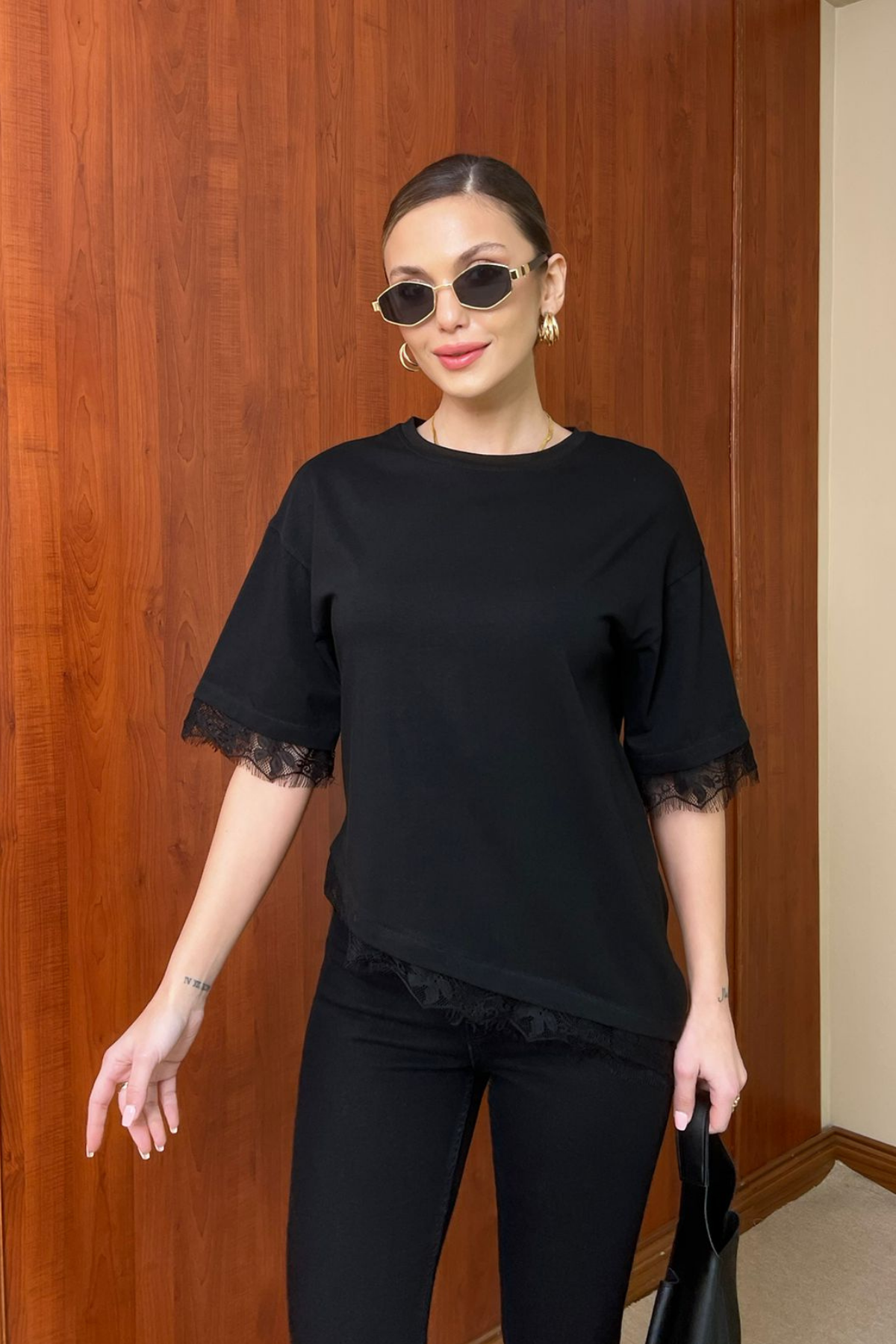 Dantelli T-Shirt - SİYAH