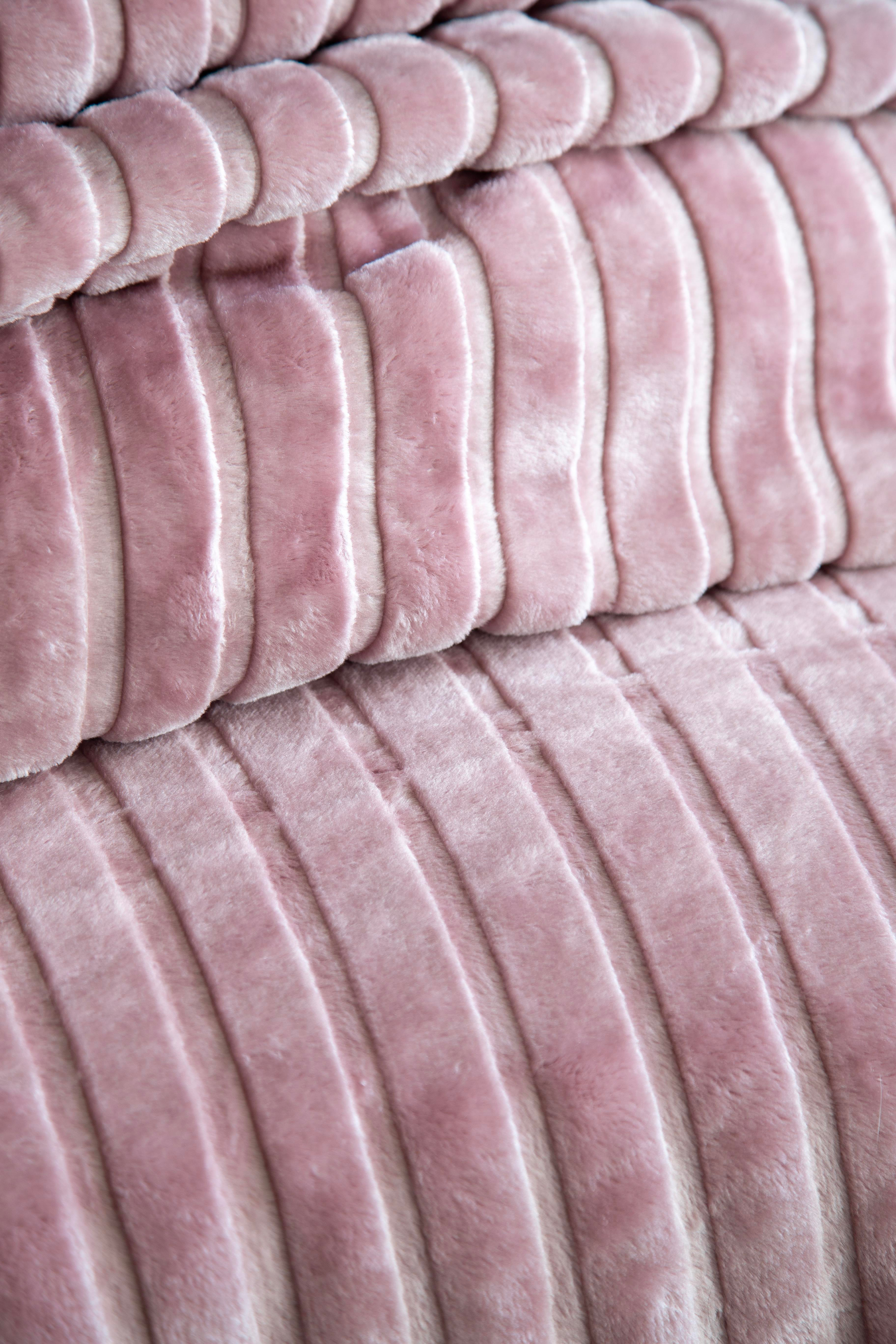 Gentle Blush Çift Kişilik Battaniye