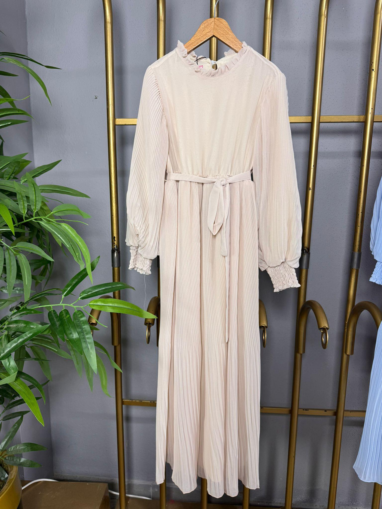 Piliseli Elbise Krem