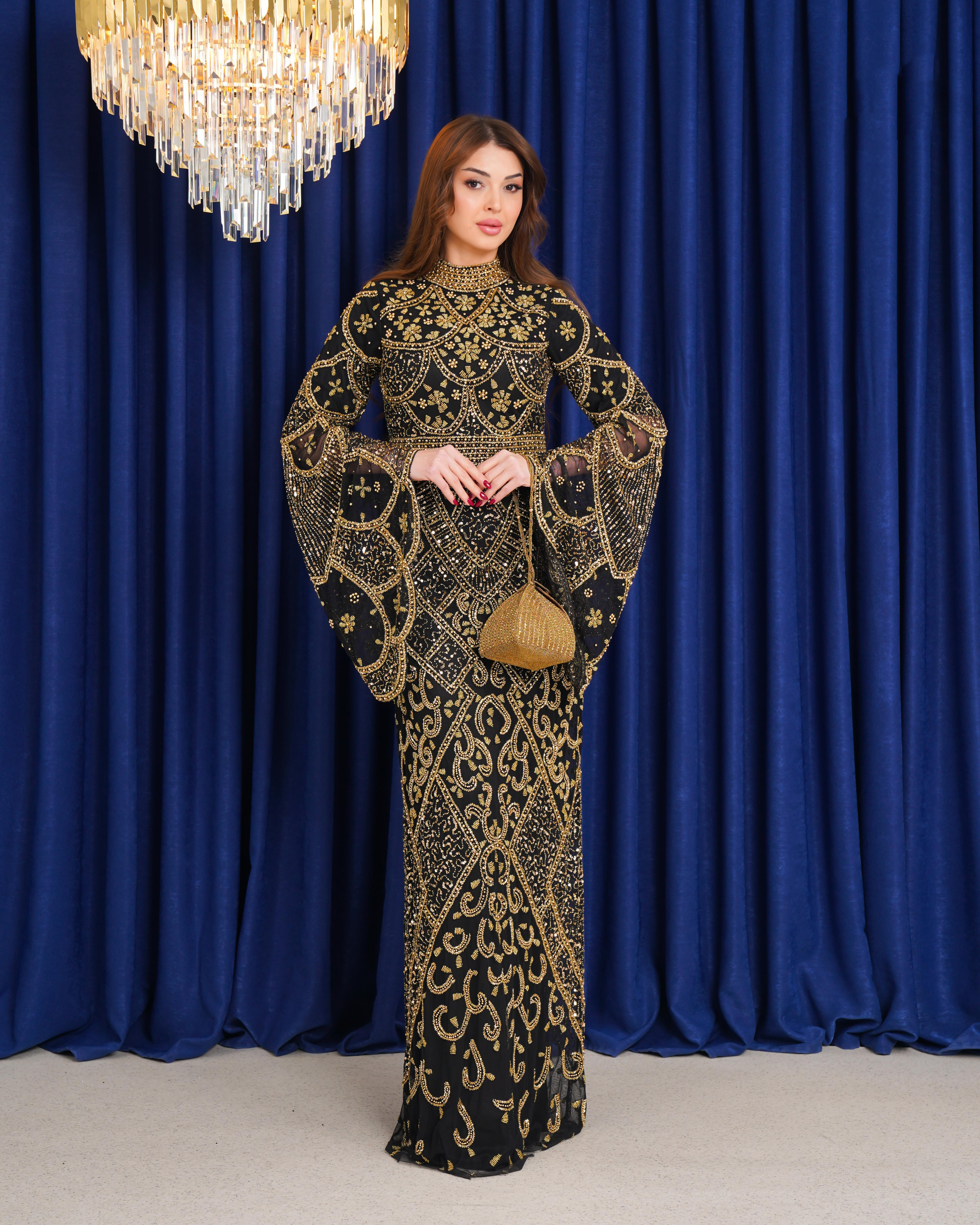 “Sultan Zerafeti” Siyah Altın İşlemeli Kaftan Elbise