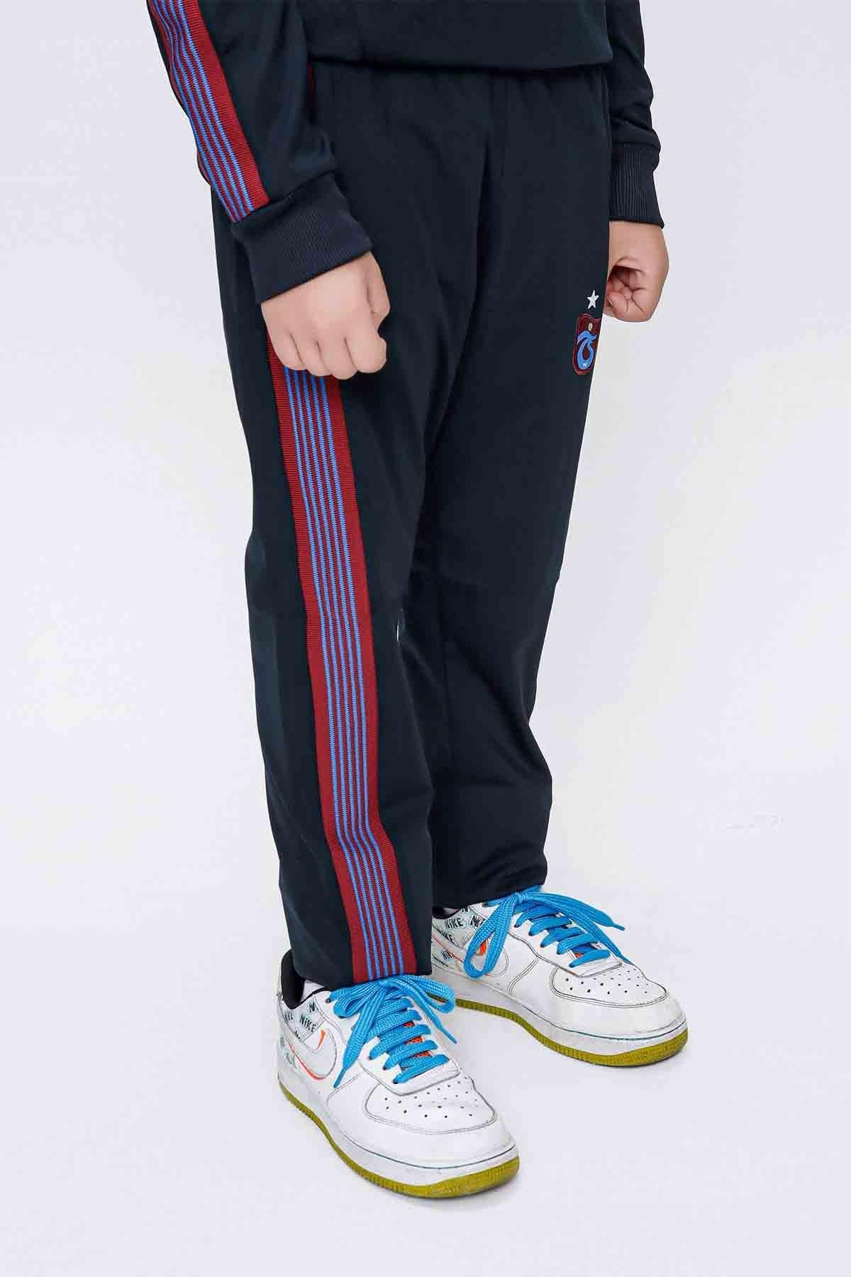 EŞOFMAN ALT YAN ŞERİT TİK TAK DETAYLI