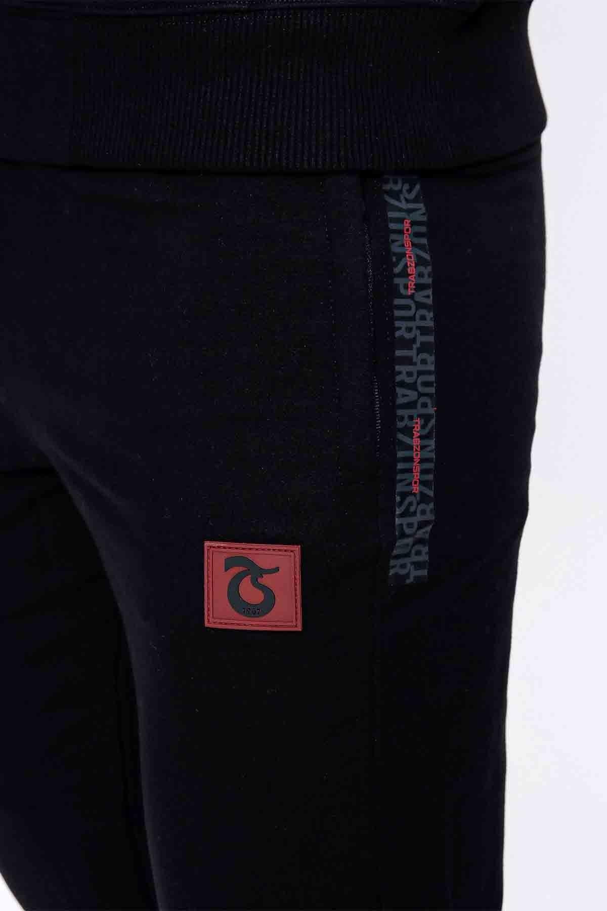 EŞOFMAN TAKIMI CEPLER BASKI DETAYLI