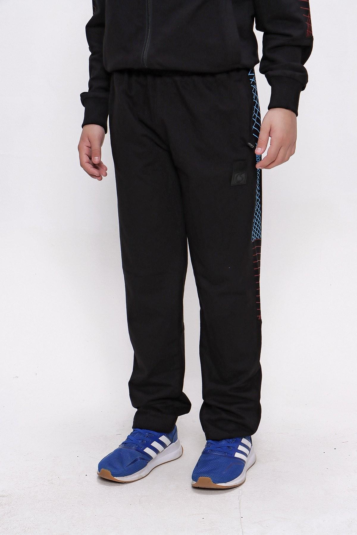 EŞOFMAN TAKIMI OMUZ BİYE DETAYLI