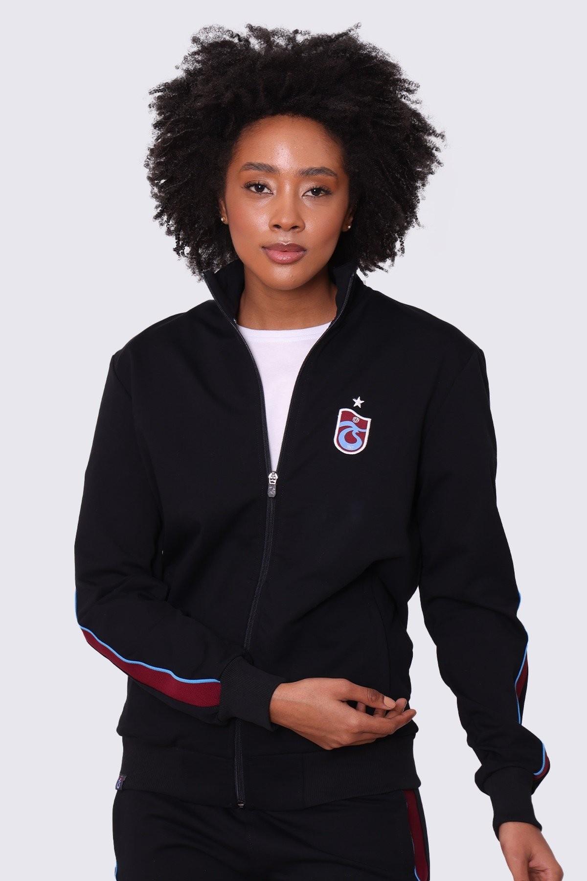 EŞOFMAN TAKIMI YAN ŞERİT DETAYLI