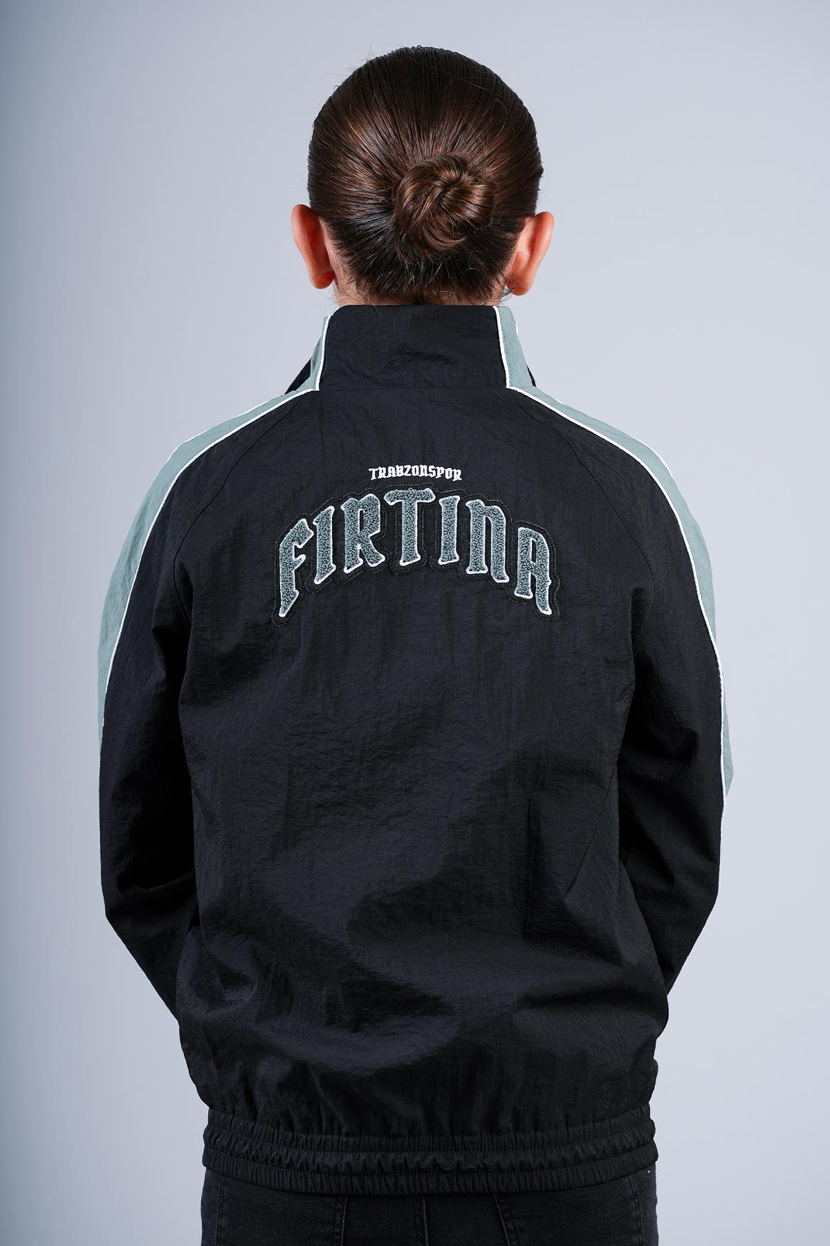 GENÇ TEK ÜST FIRTINA NAKIŞLI RETRO