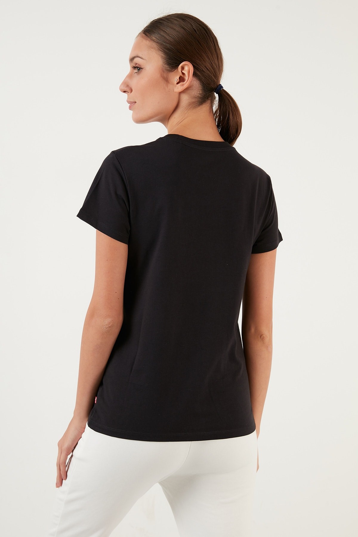 -100-pamuk-regular-fit-bisiklet-yaka-t-80e6-7.jpg
