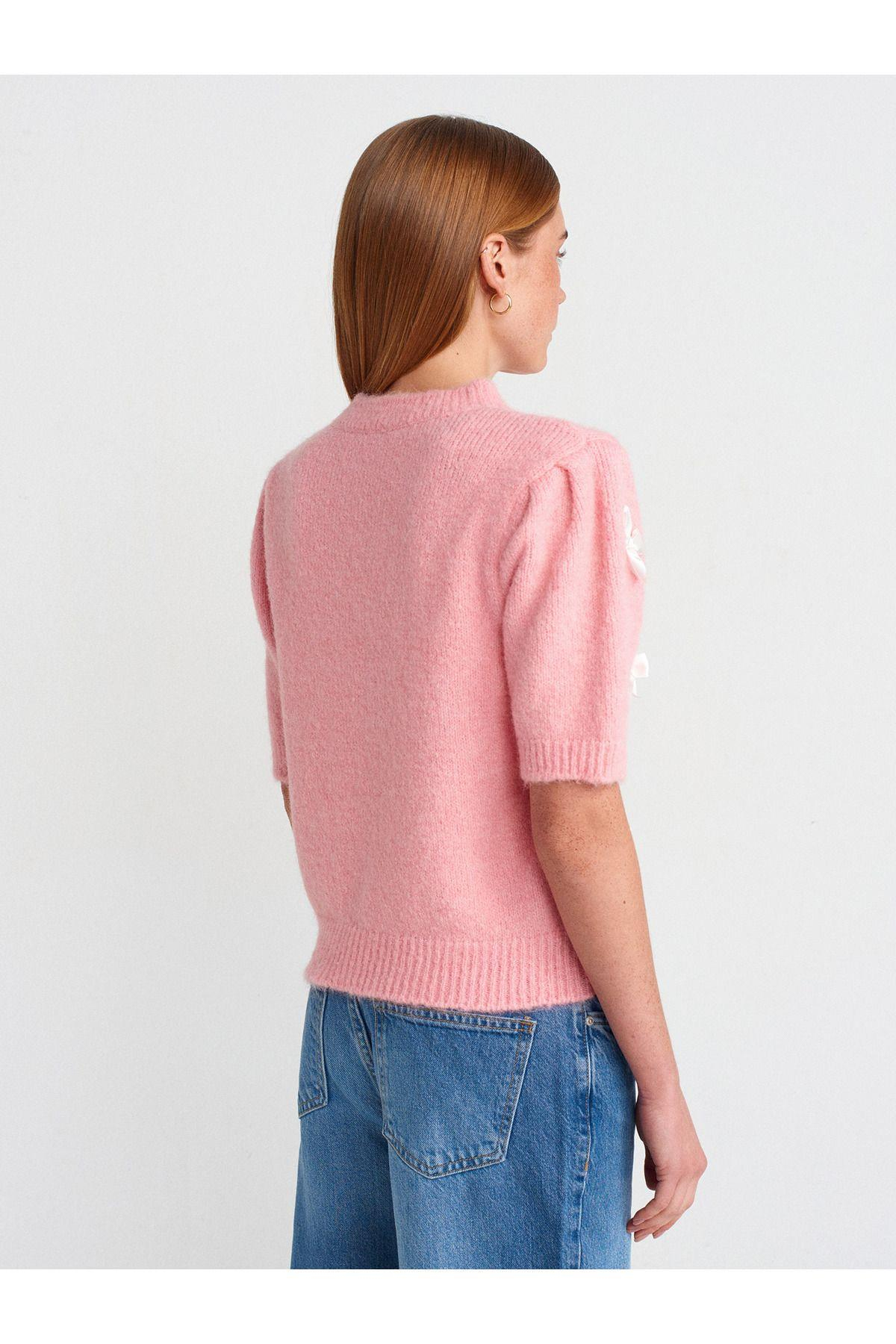 10673-bisiklet-yaka-fiyonk-detayli-kis-cf9774.jpg