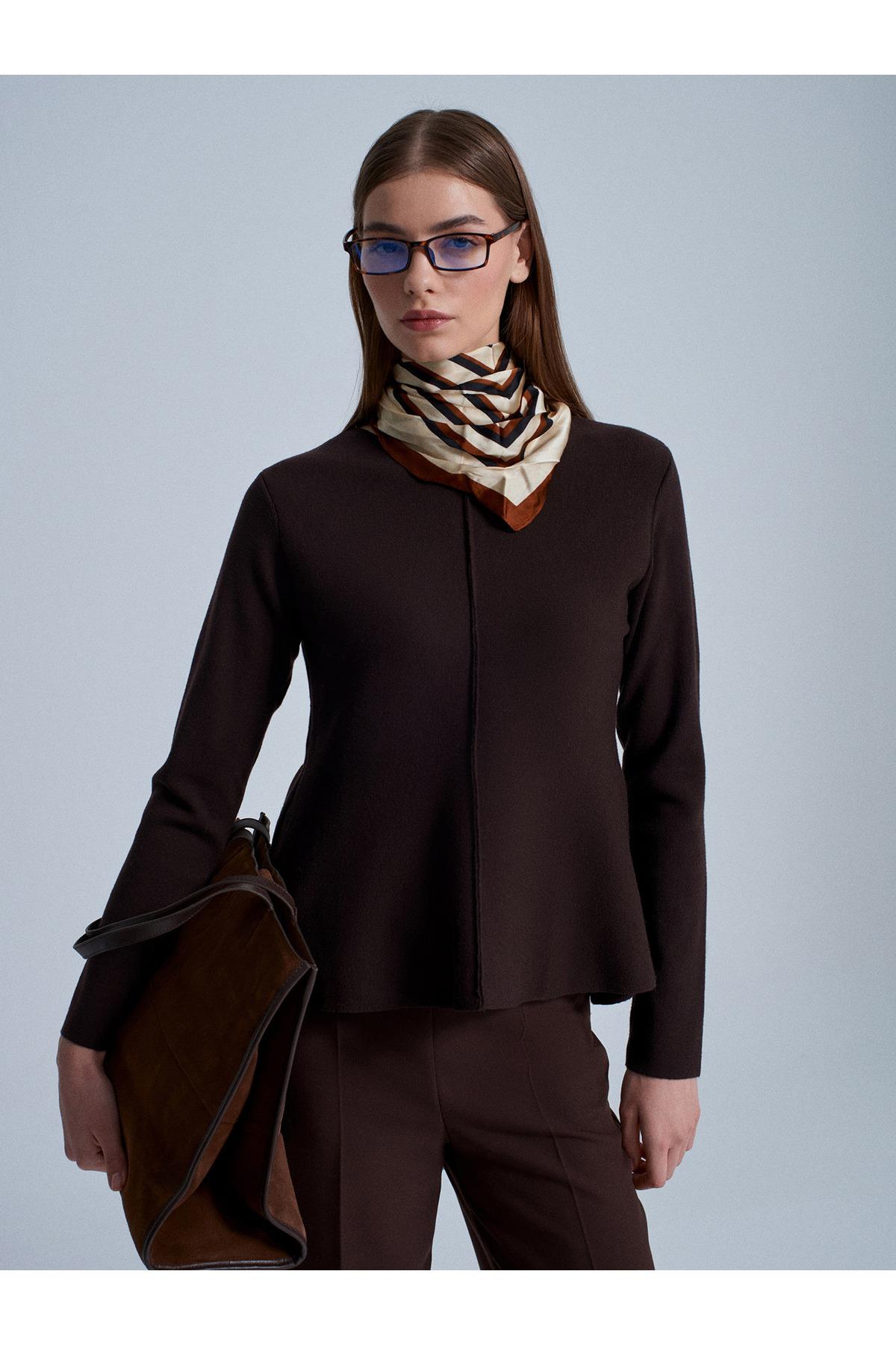 10824-bisiklet-yaka-peplum-triko-top-k-1e3-4e.jpg