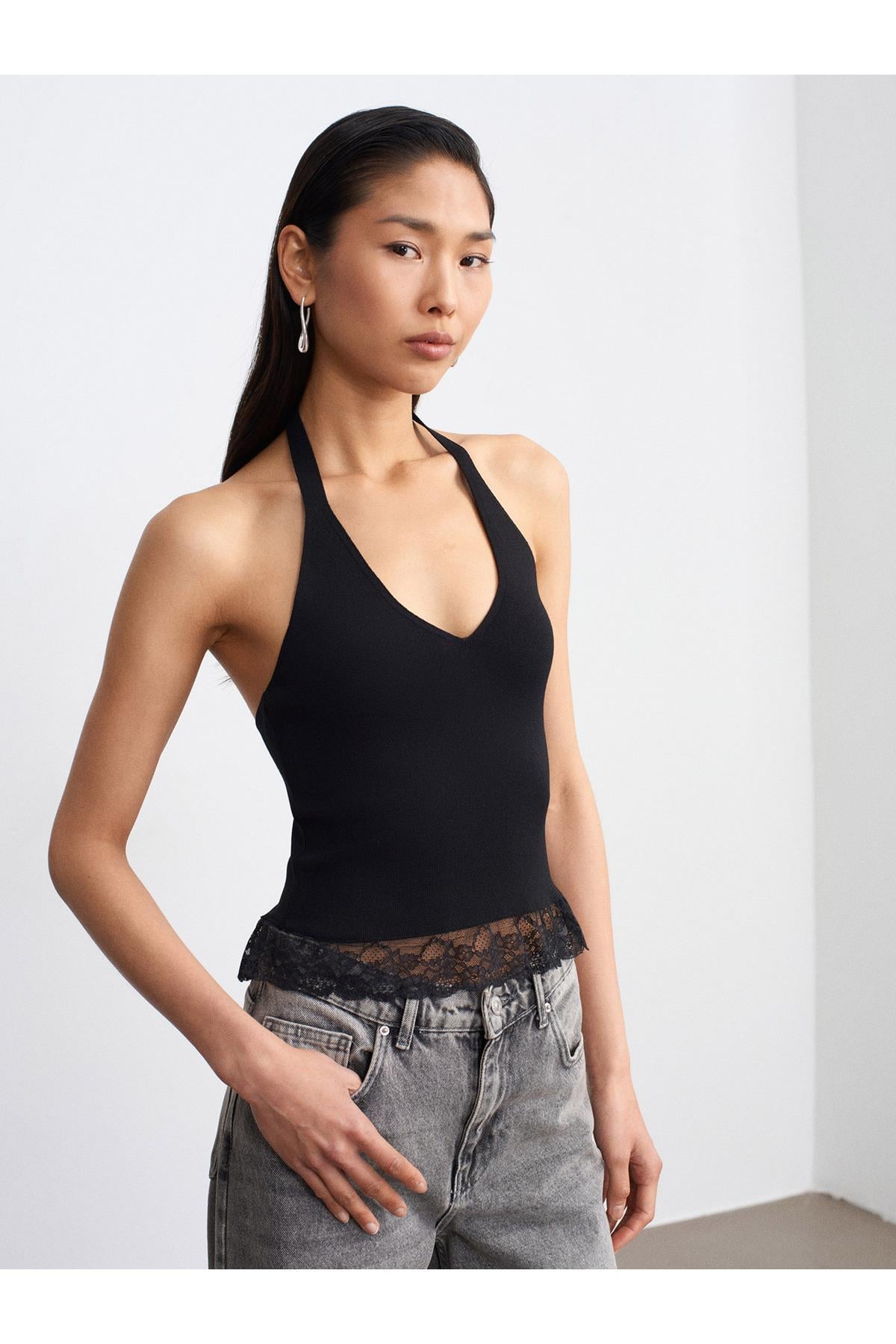 10868-dantel-detayli-halter-yaka-triko-48bda1.jpg