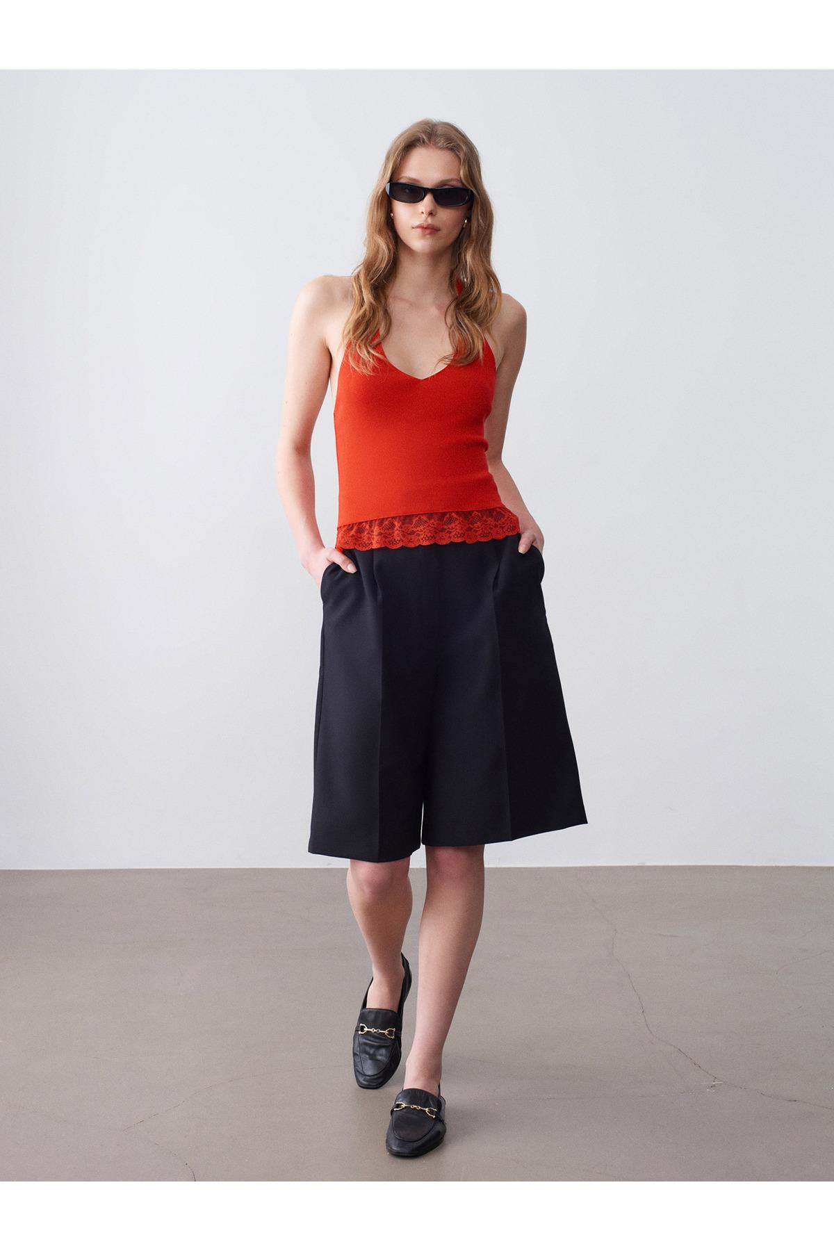10868-dantel-detayli-halter-yaka-triko-57477-.jpg