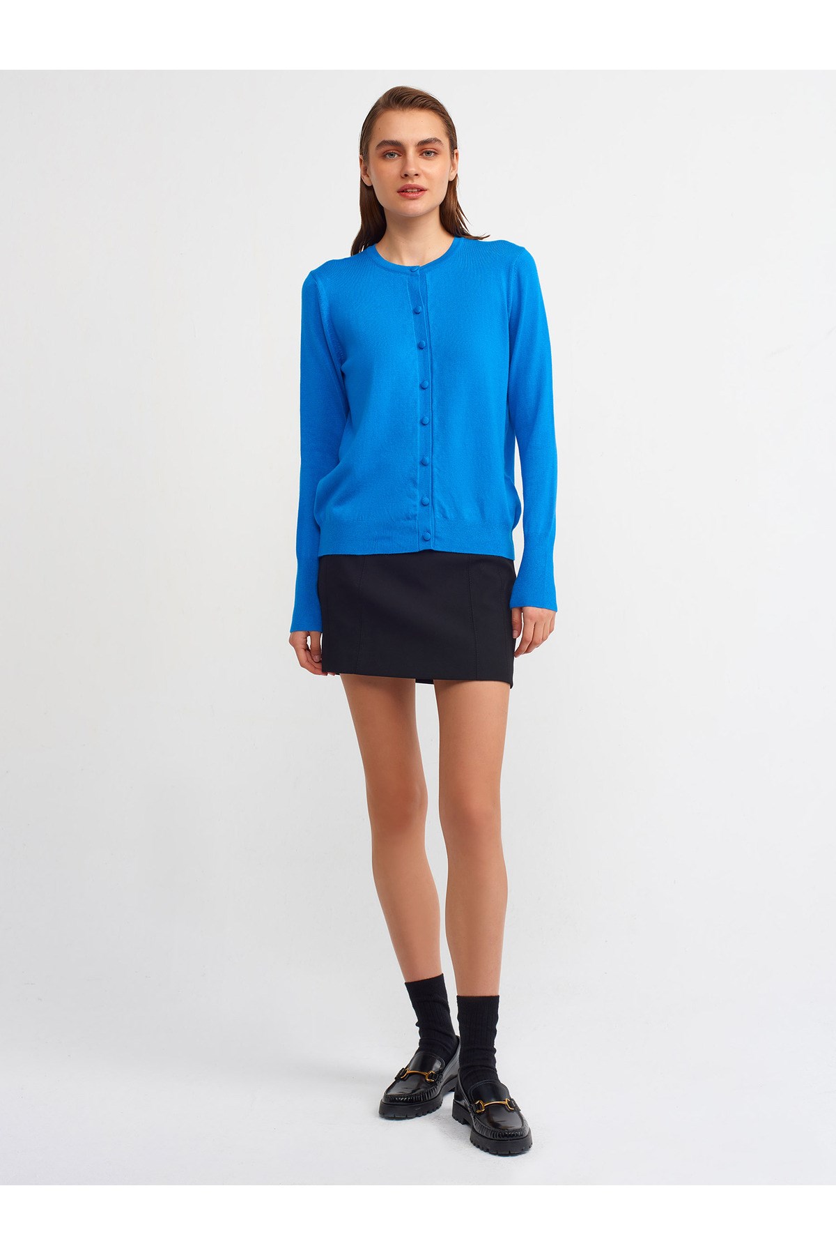 1295-bisiklet-yaka-dugmeli-basic-hirka-06-60a.jpg
