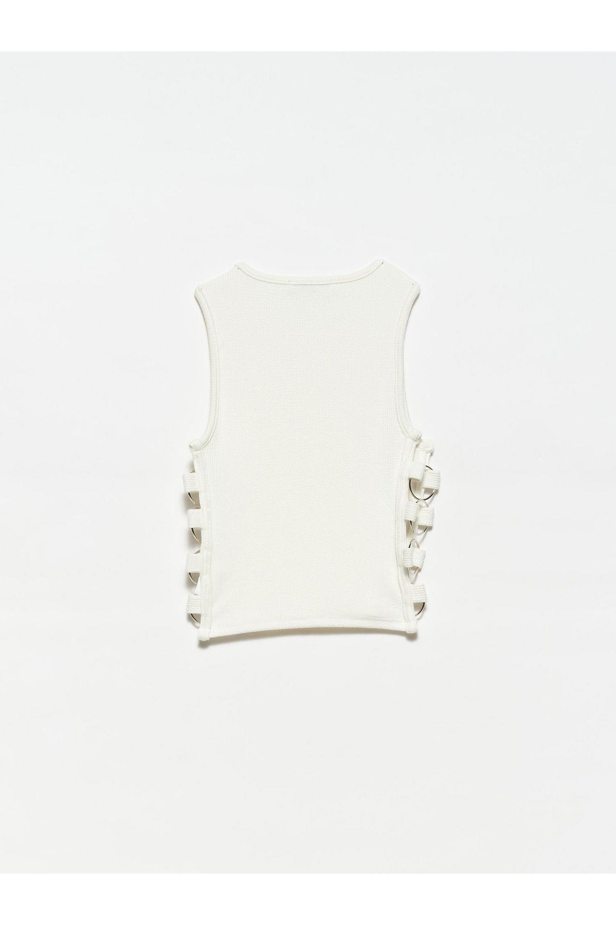 20109-halka-detayli-crop-top-ekru-fccdc1.jpg