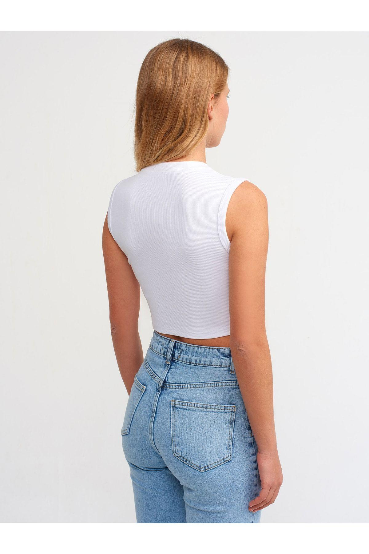 20625-crop-top-beyaz-e40c-4.jpg