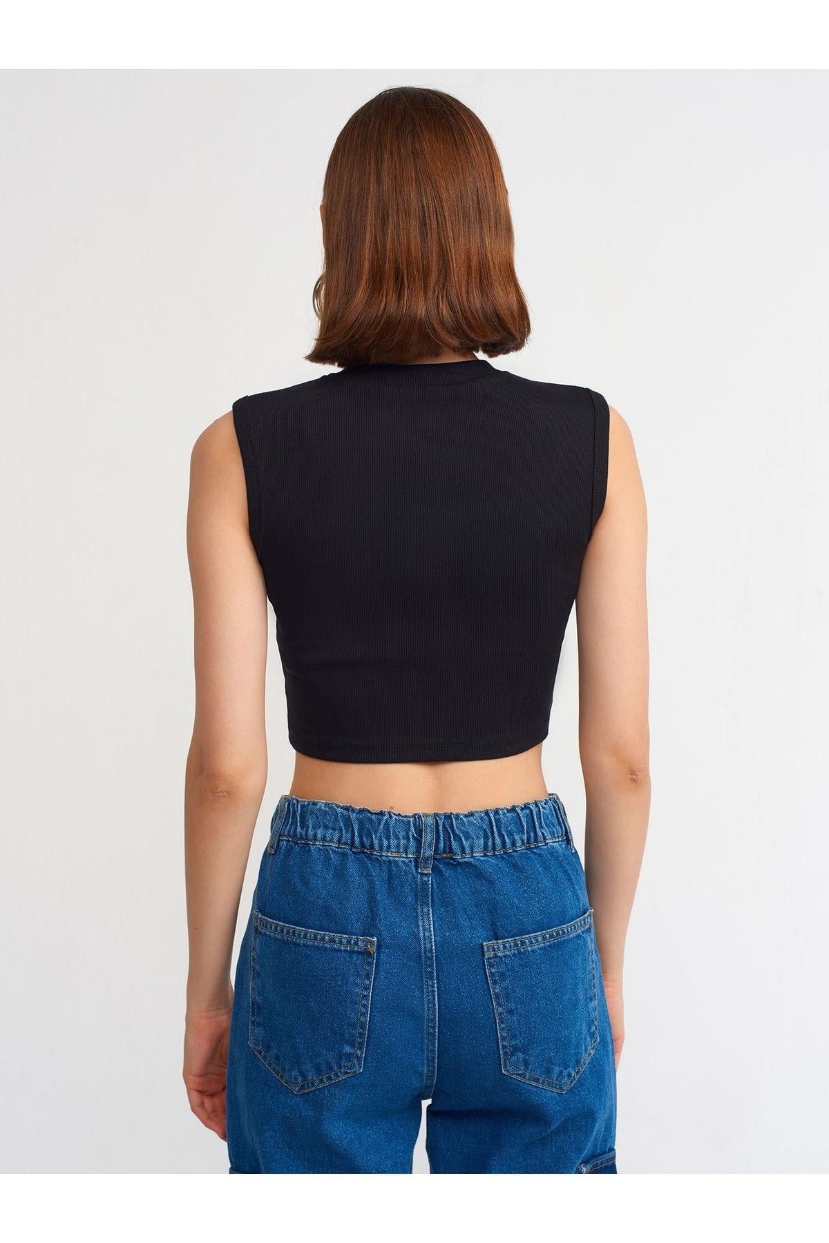 20625-crop-top-siyah-7-aeaa.jpg