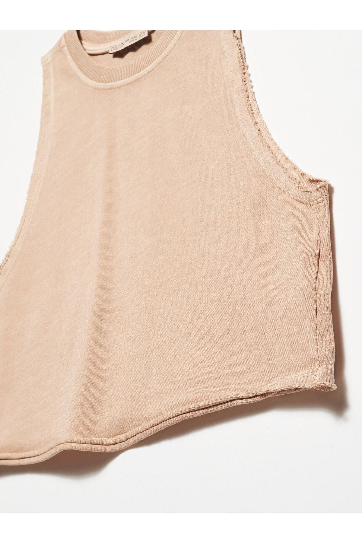 20676-yikamali-crop-top-bej-949-4e.jpg