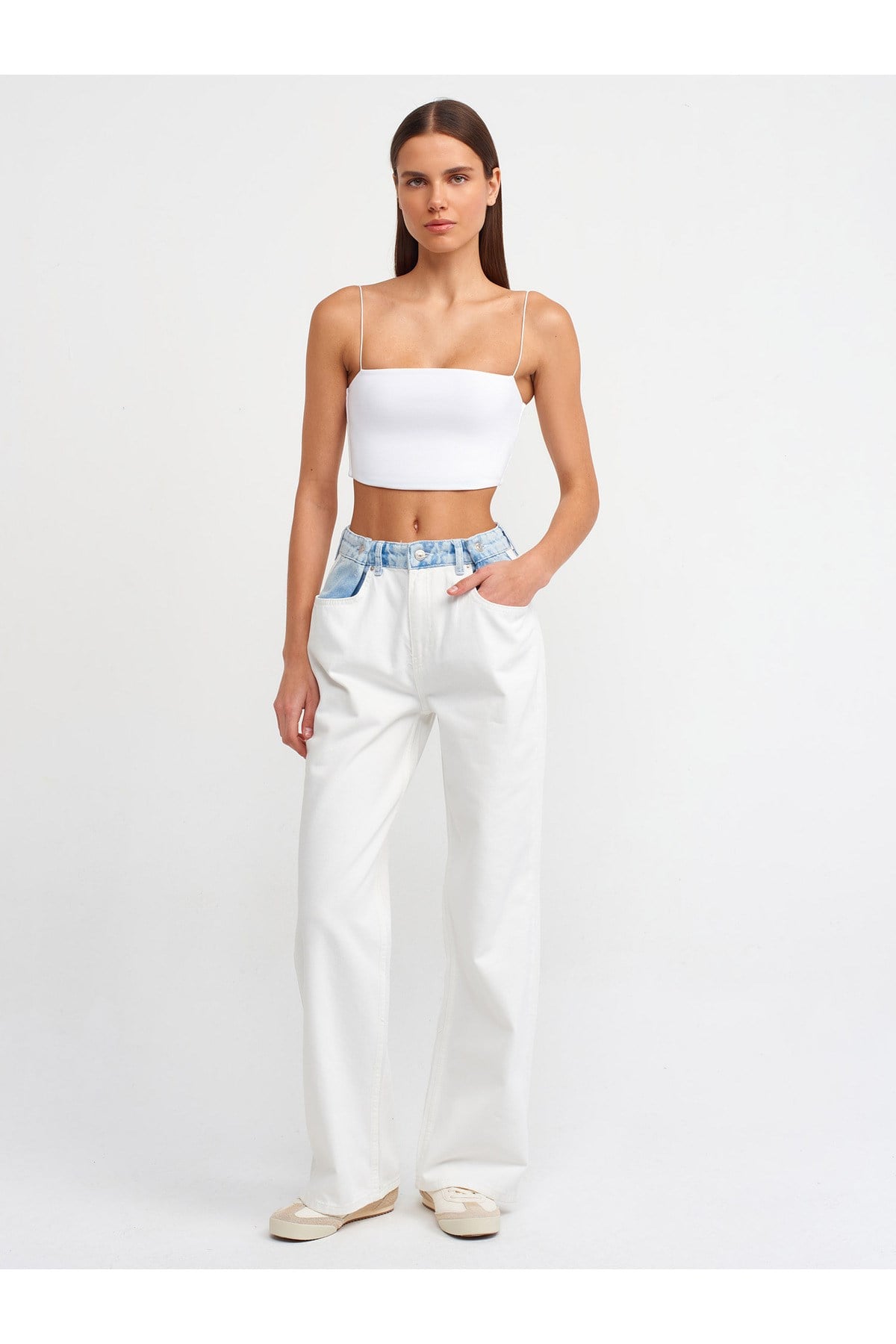 20793-askili-crop-top-beyaz--c65a-.jpg