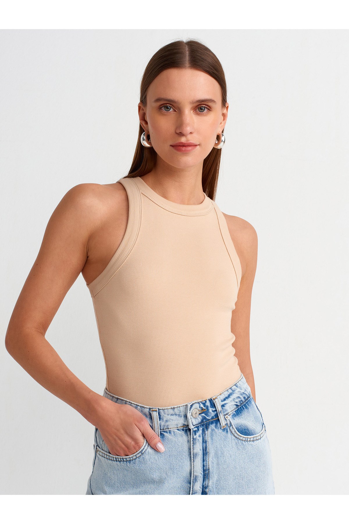 20810-crop-top-acik-bej-358a28.jpg
