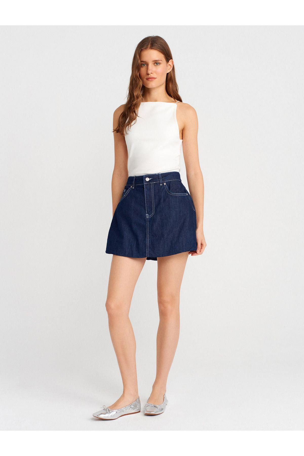 21020-halter-yaka-top-ekru-5e-b1e.jpg