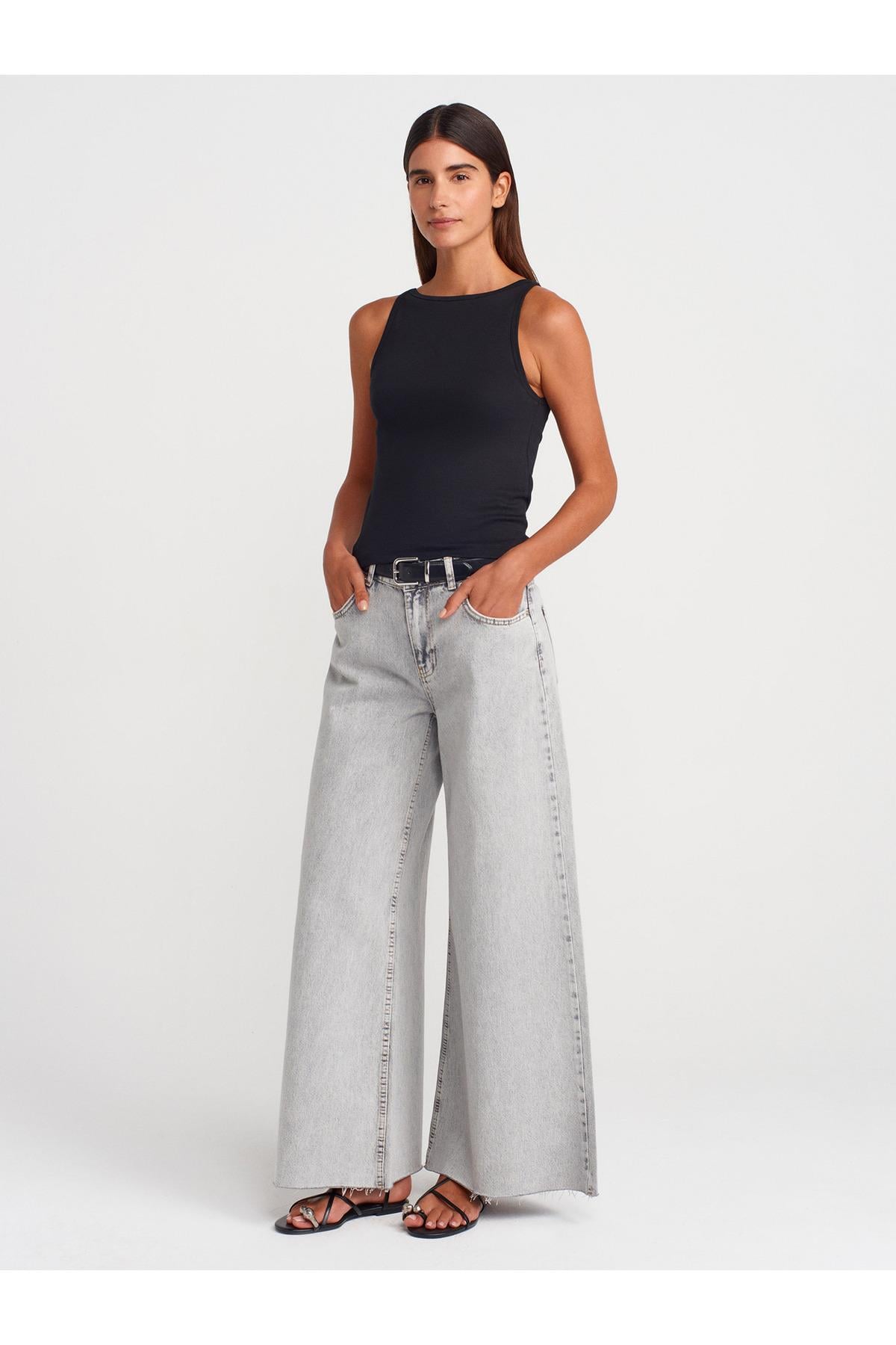 21048-halter-yaka-top-siyah-4c-4fd.jpg