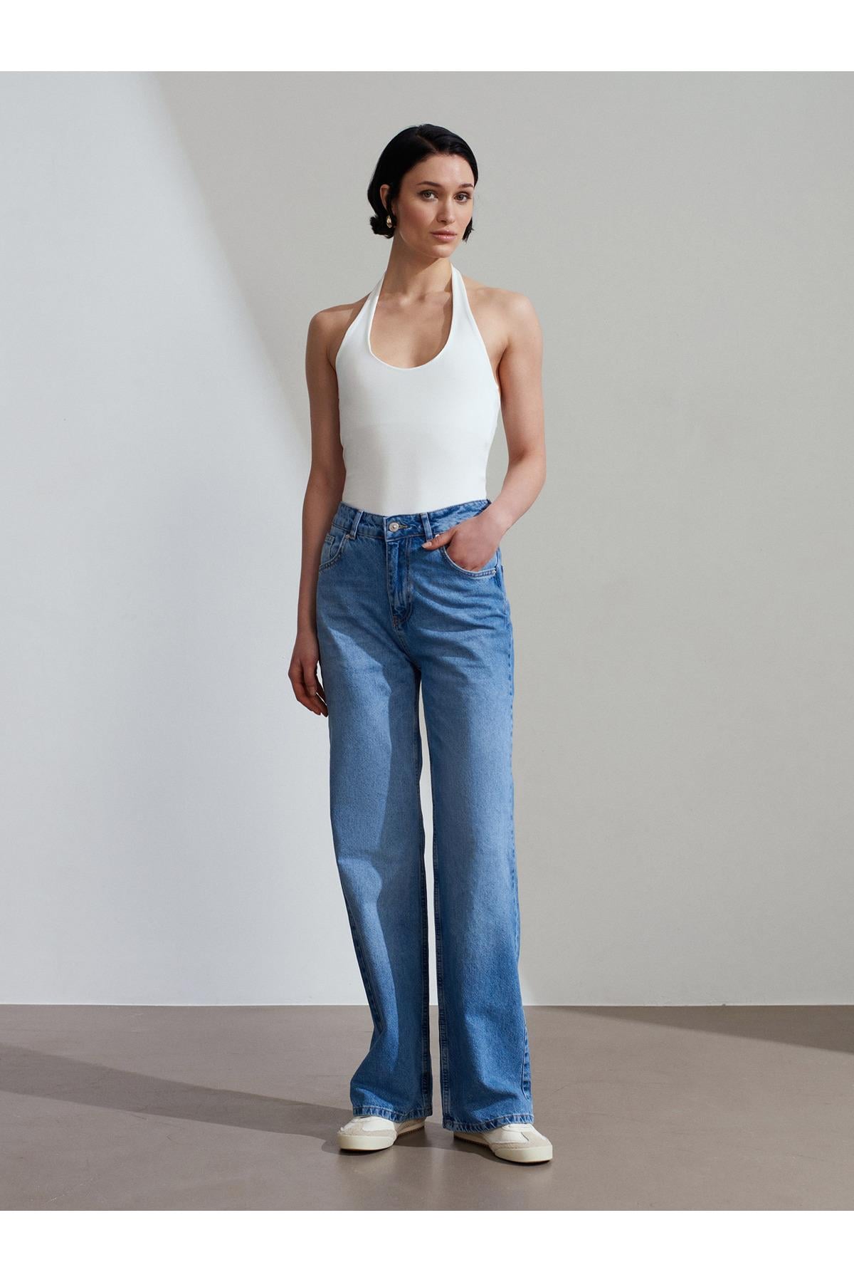 21052-halter-yaka-top-ekru--4e8a-.jpg