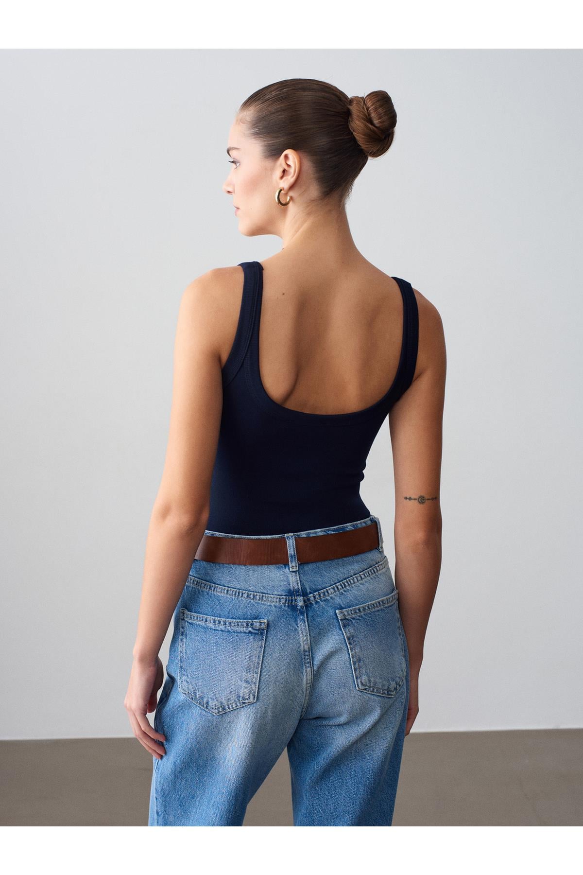 21053-askili-bodysuit-k-ed0-7e.jpg