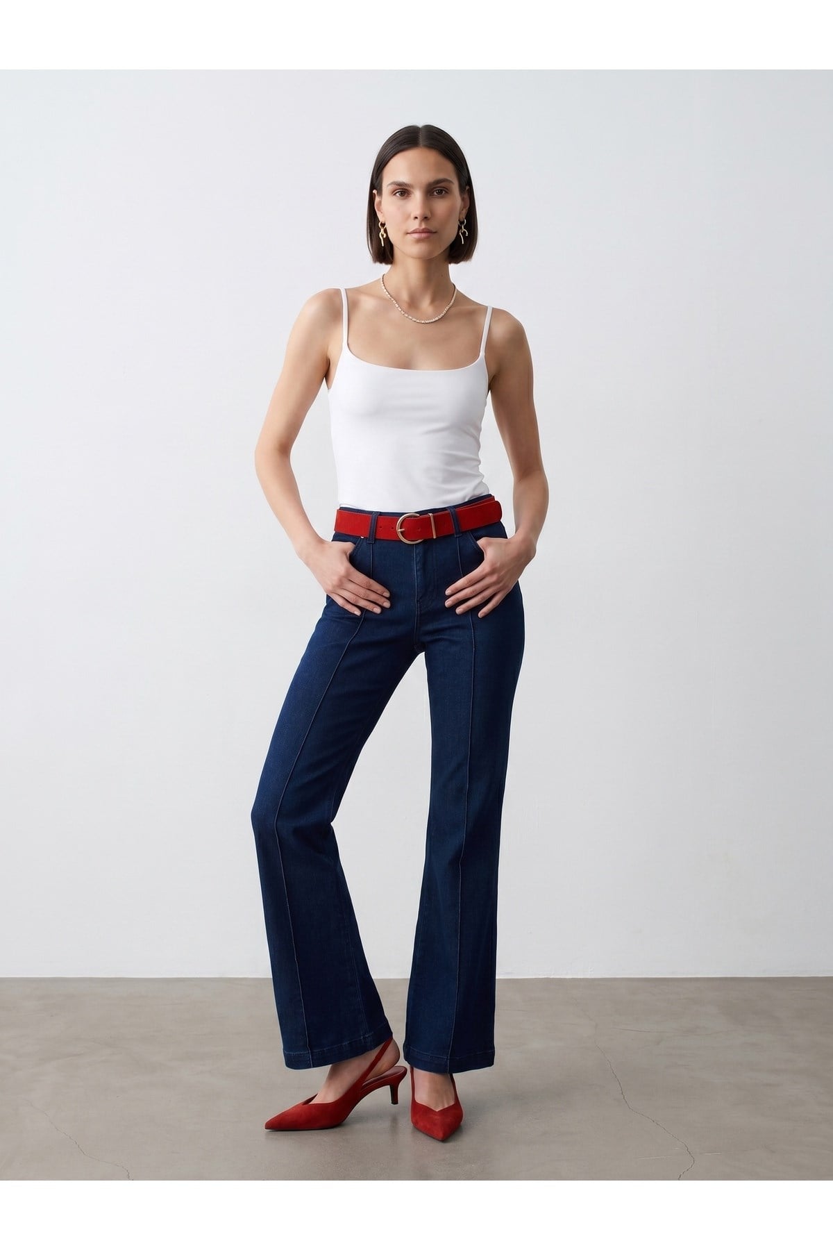 21200-bra-free-askili-top-beyaz-66bc5b.jpg