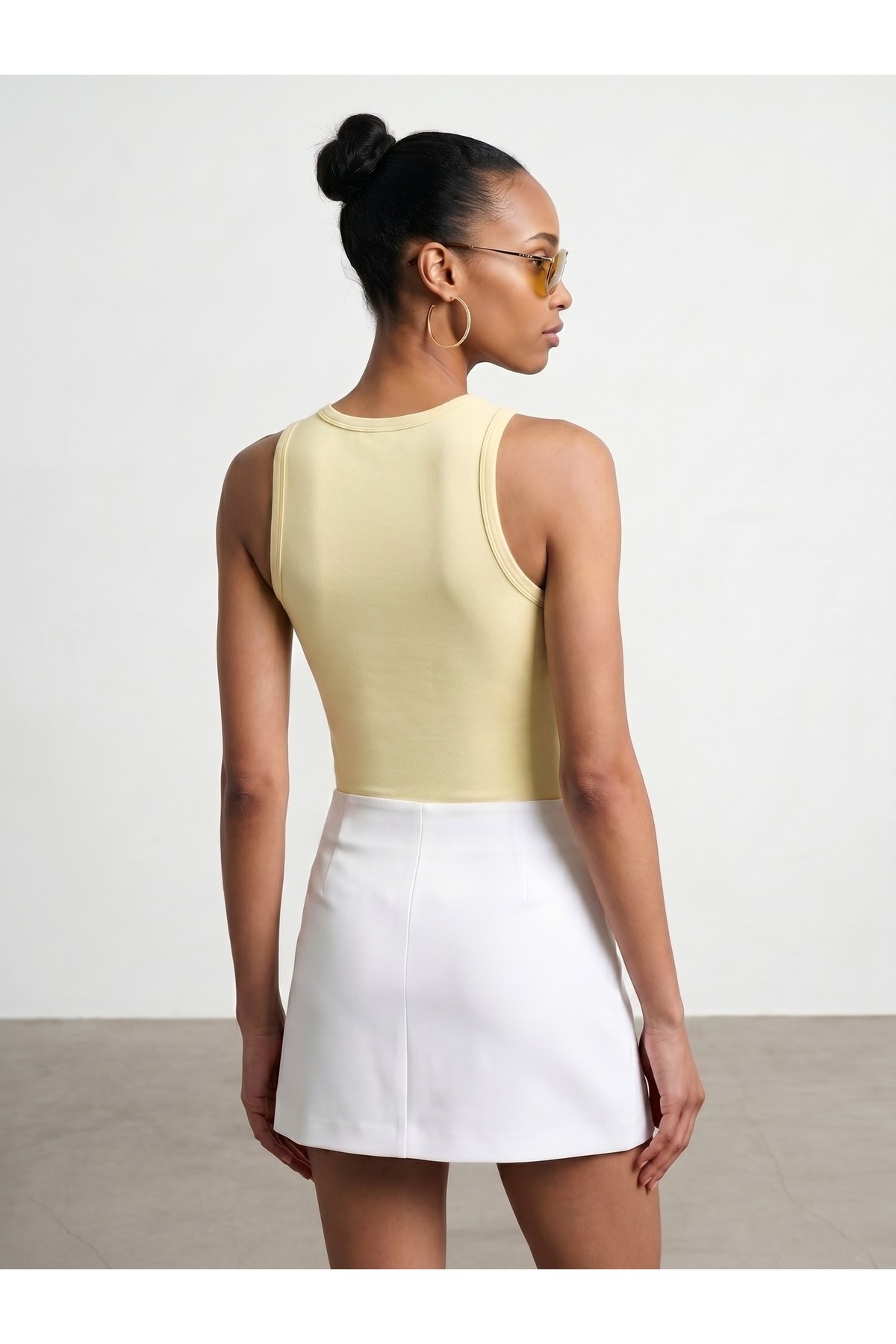 21259-bisiklet-yaka-top-acik-sari--6b4f1.jpg