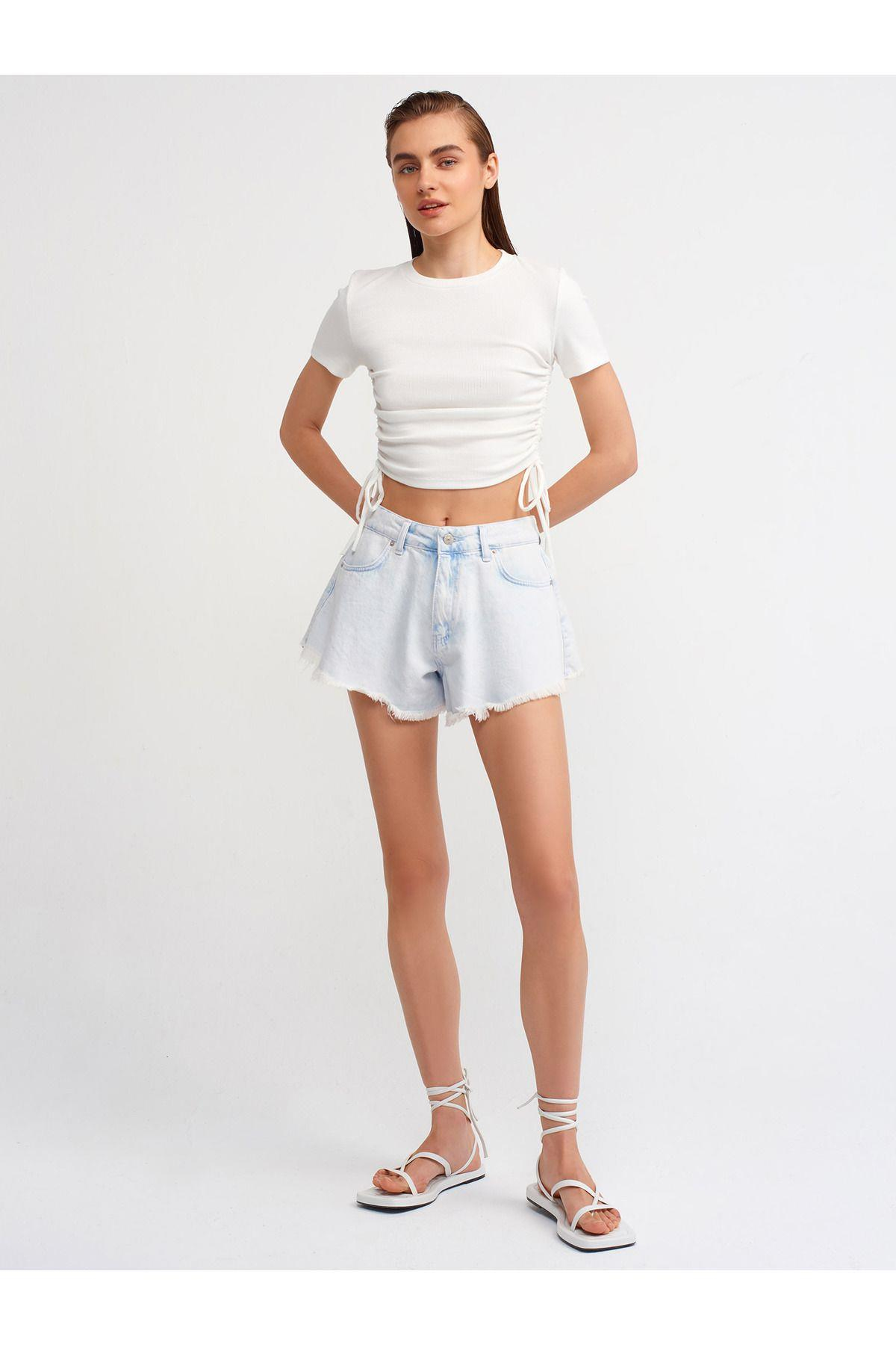 30117-buzgu-detayli-tshirt-ekru--4294-.jpg