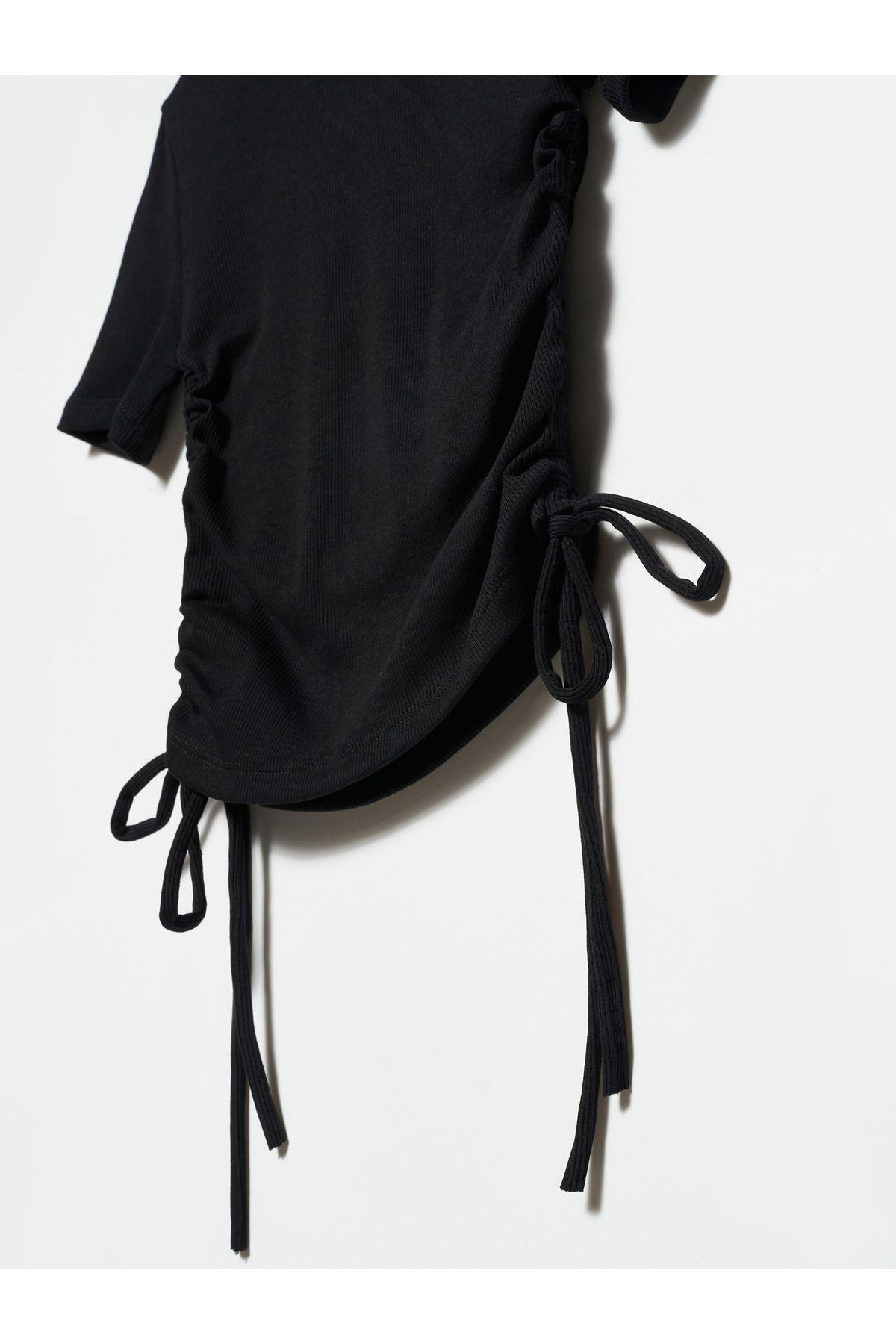 30117-buzgu-detayli-tshirt-siyah-13d3-b.jpg