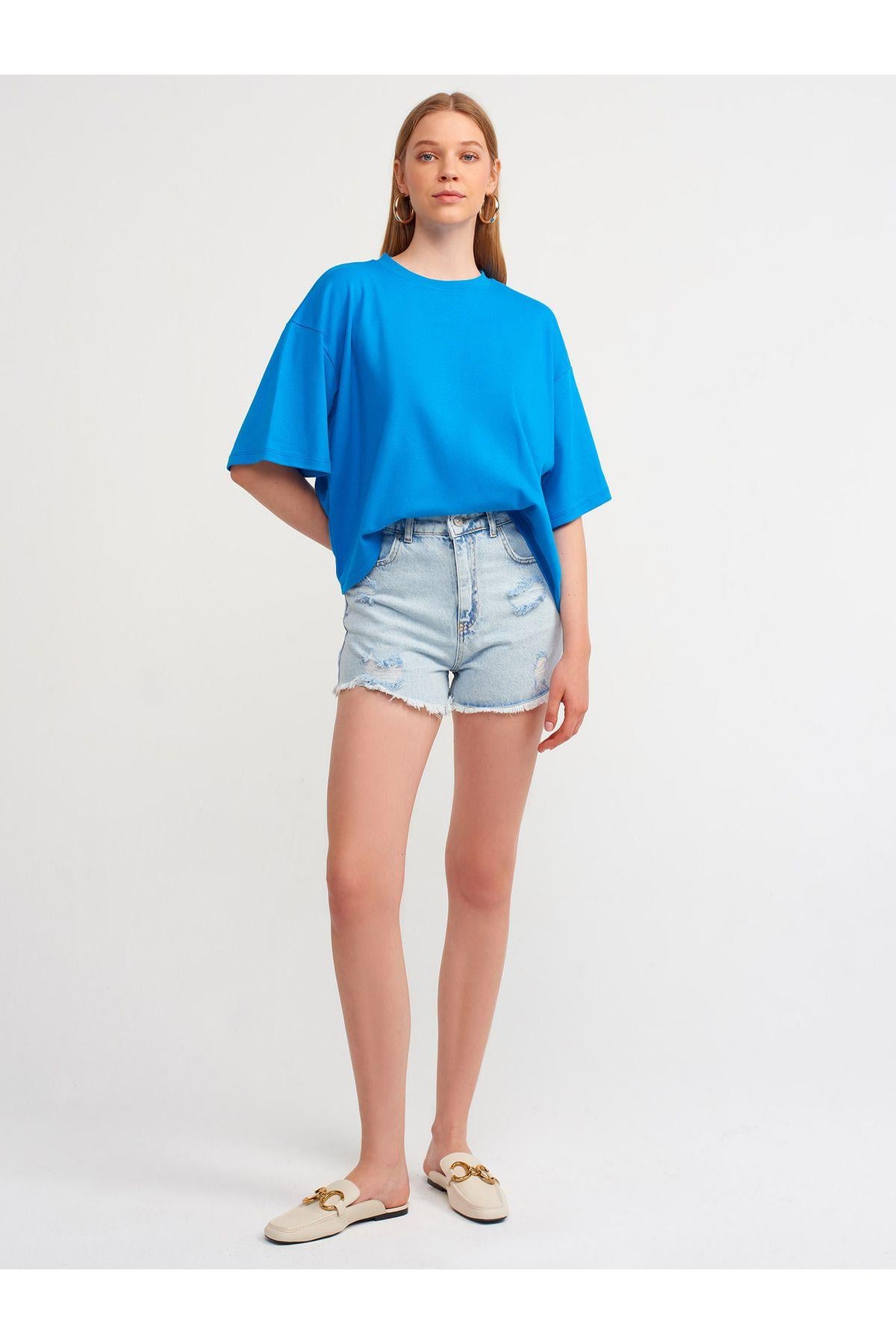 30119-basic-tisort-saks-e296f4.jpg