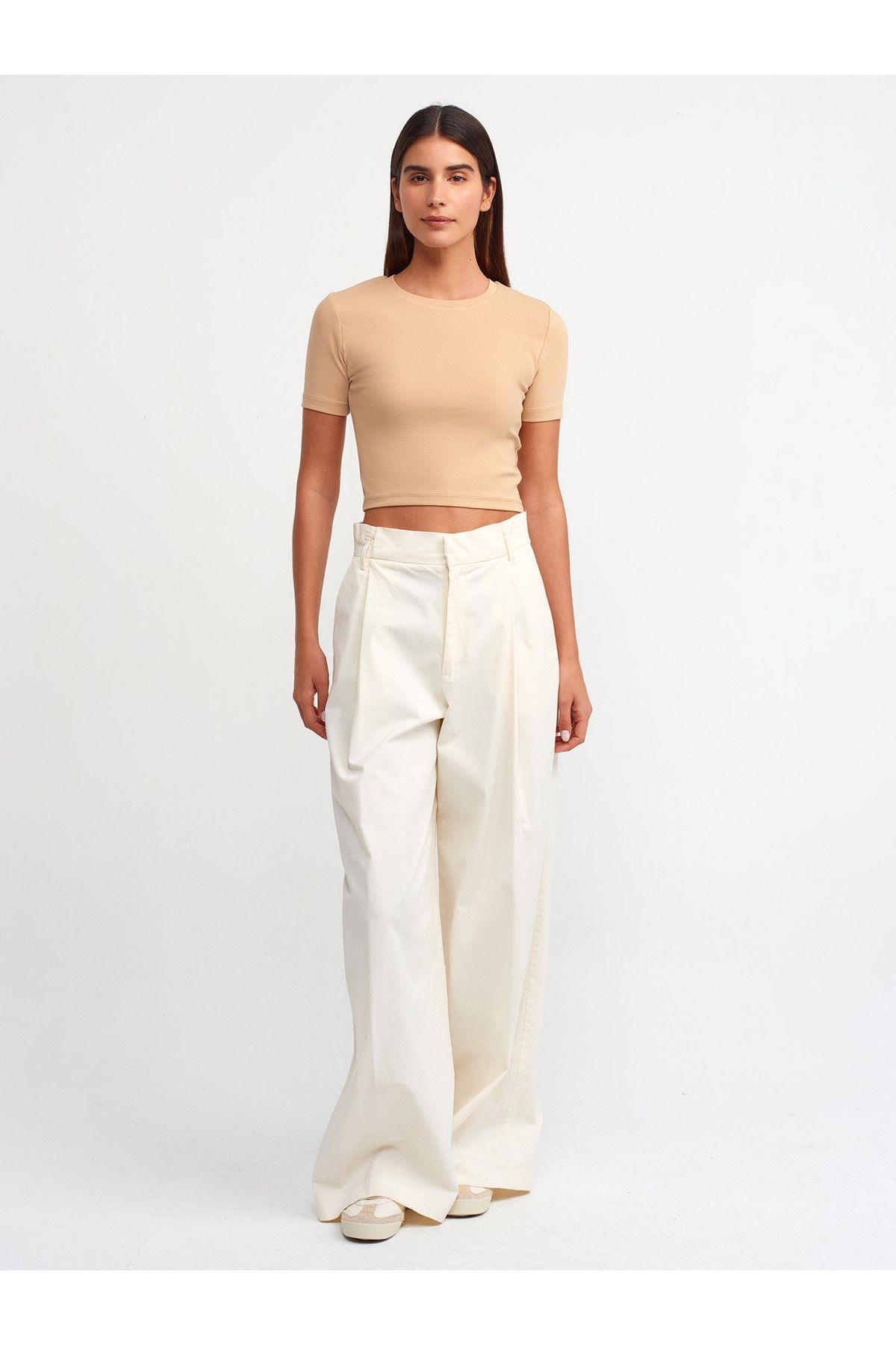 30124-crop-t-shirt-bej-a0-535.jpg