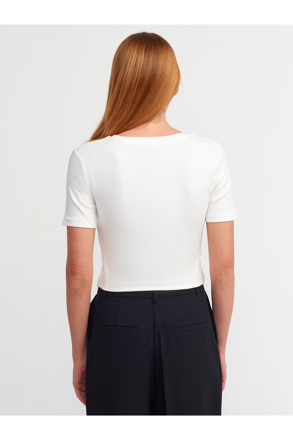 30124-crop-t-shirt-ekru--42b9-.jpg