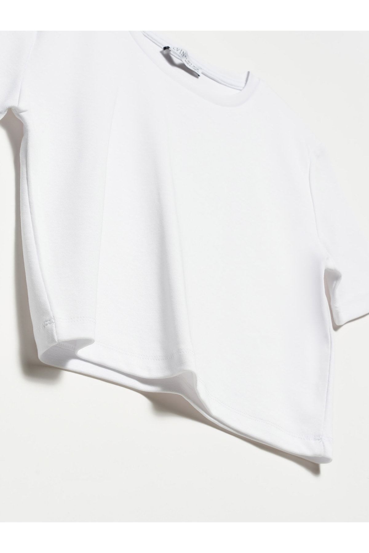 30124-crop-tshirt-beyaz-3be8-9.jpg