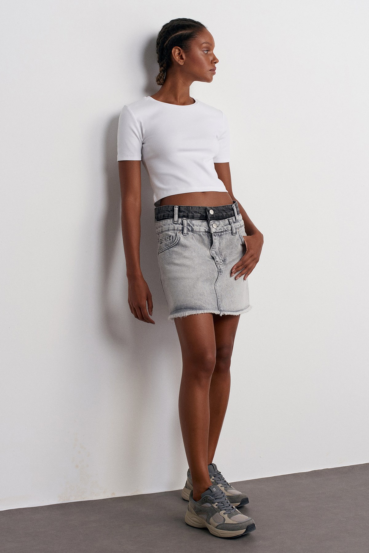30124-crop-tshirt-beyaz-ba55-4.jpg