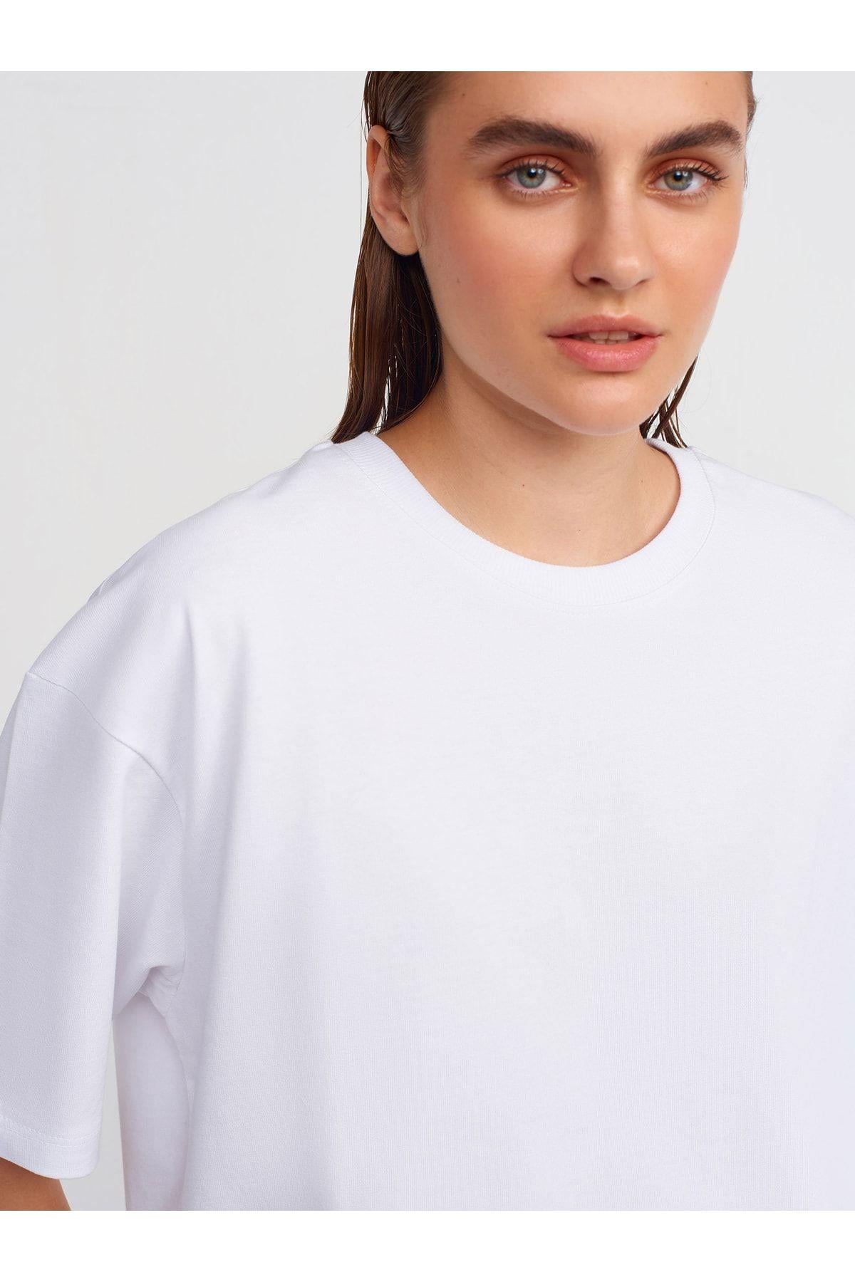 30149-oversize-tshirt-beyaz-4e48-b.jpg
