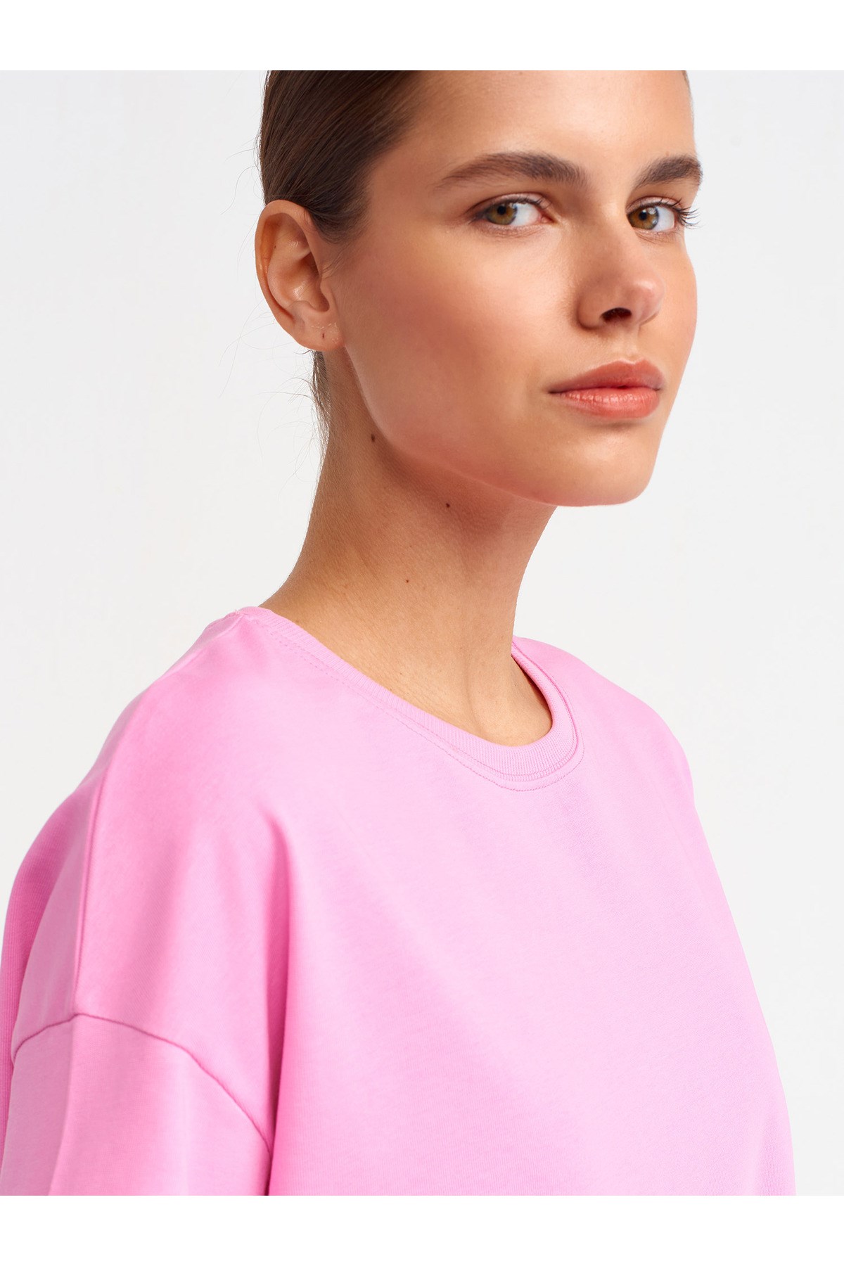30310-pamuklu-oversize-t-shirt-pembe-96682b.jpg