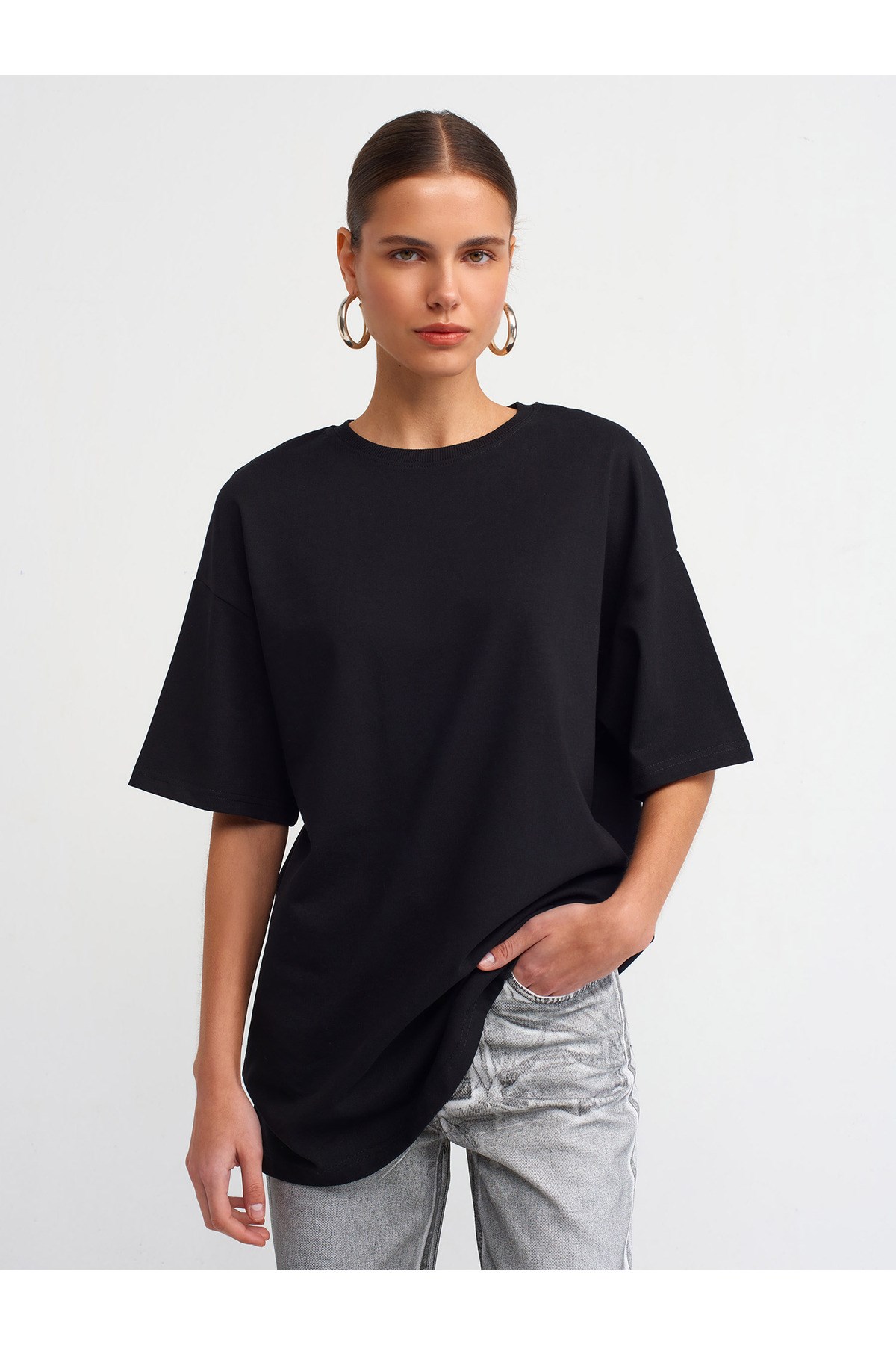 30310-pamuklu-oversize-t-shirt-siyah-48ff-b.jpg