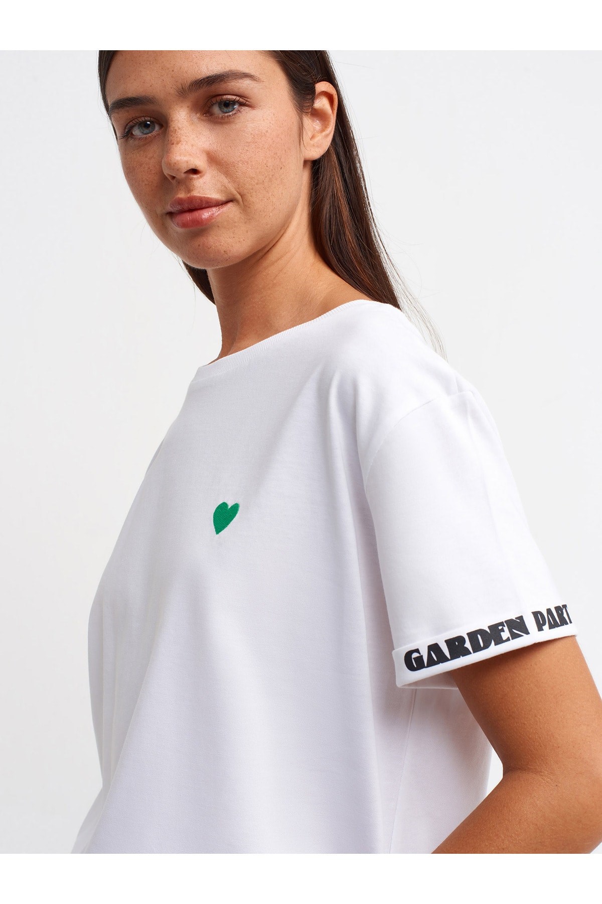 30360-baskili-tshirt-beyaz-588-00.jpg