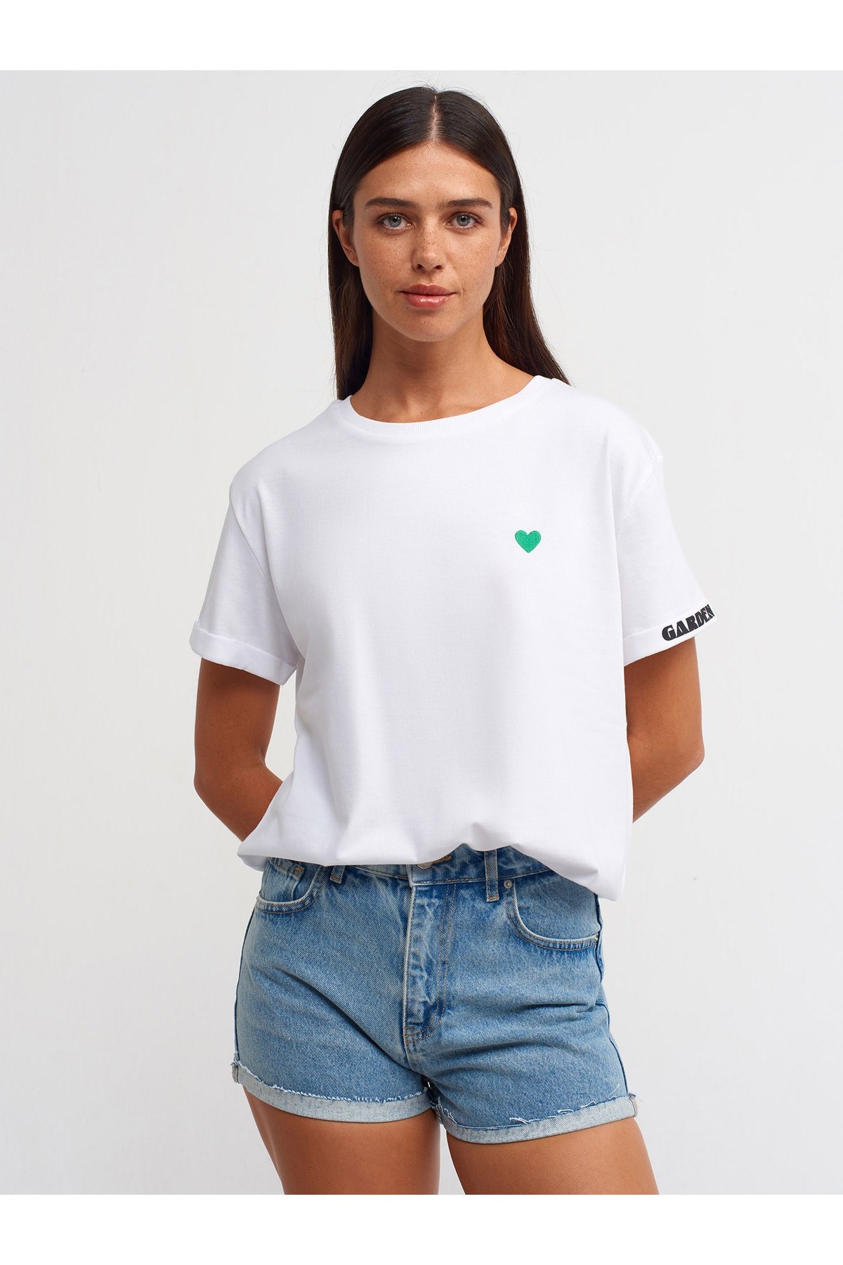 30360-baskili-tshirt-beyaz-e722-7.jpg