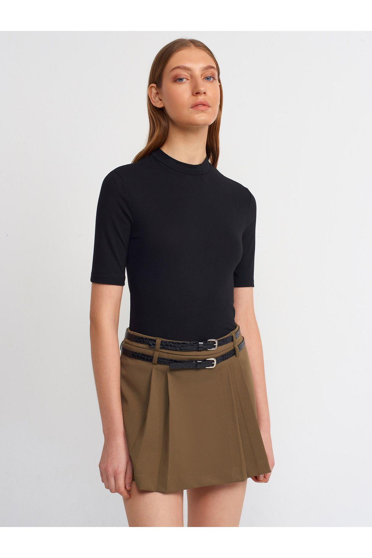 30481-yuksek-yakali-tshirt-siyah-3-df2c.jpg