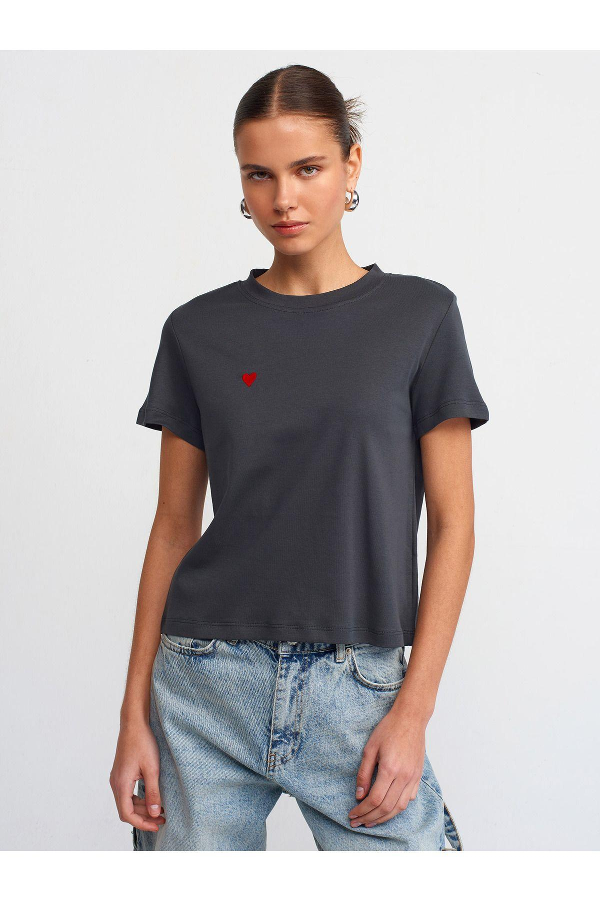 30584-bisiklet-yaka-pamuklu-t-shirt-an--43a5-.jpg