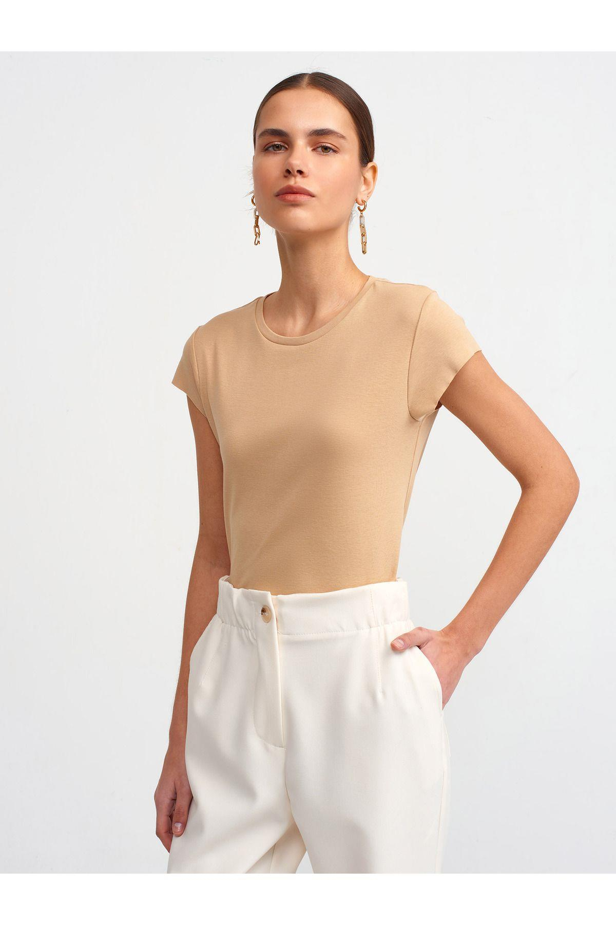 30719-bisiklet-yaka-t-shirt-bej-5b7-51.jpg