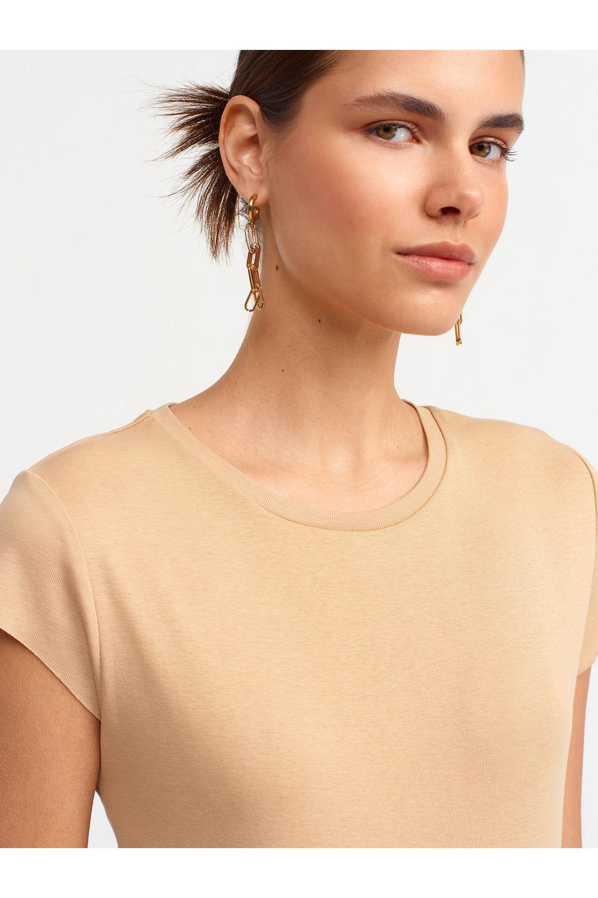 30719-bisiklet-yaka-t-shirt-bej-a605-e.jpg