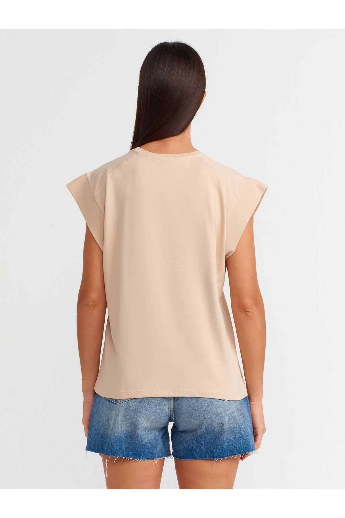 30724-pamuklu-t-shirt-acik-bej-40b4be.jpg