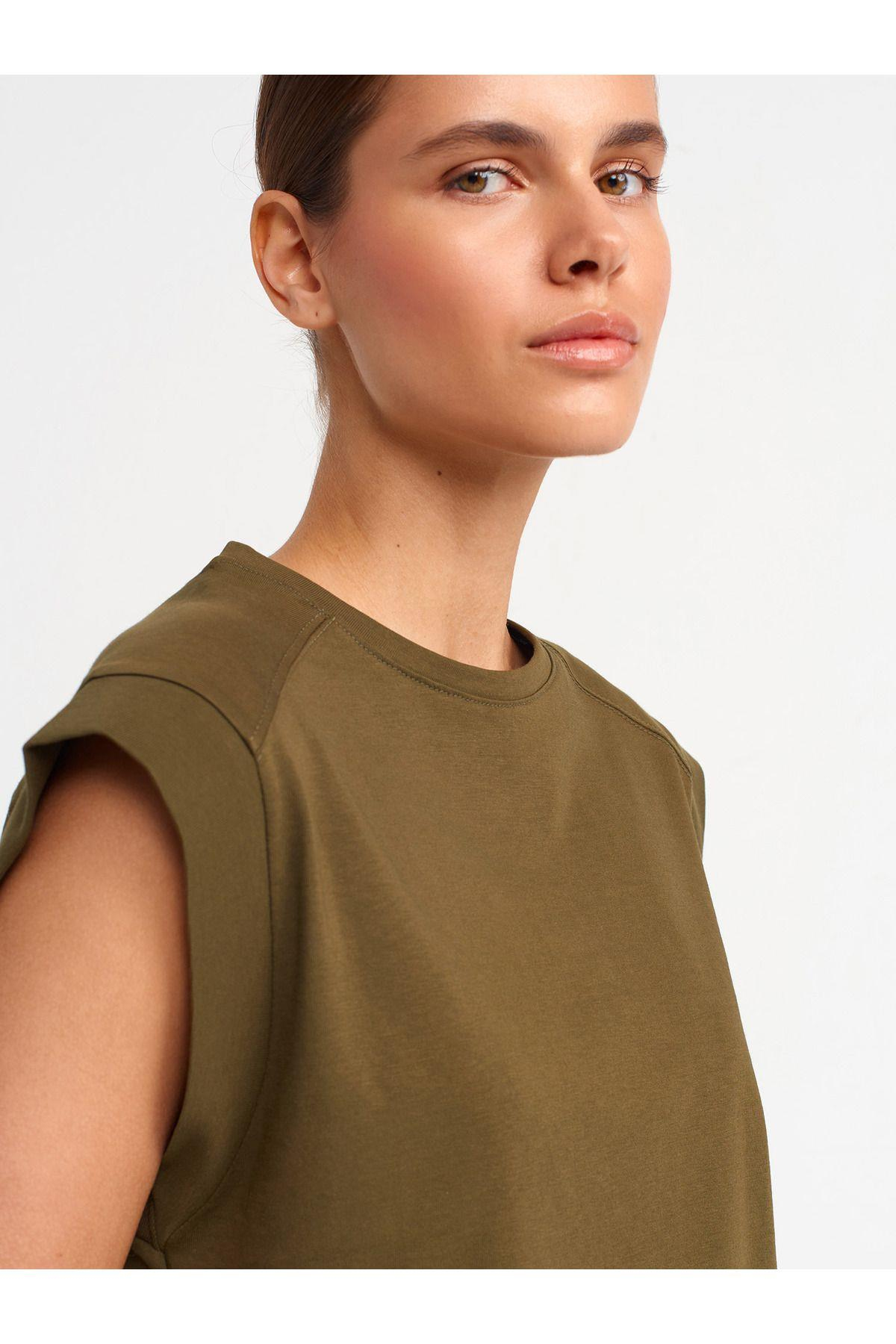 30724-pamuklu-t-shirt-haki-827-40.jpg