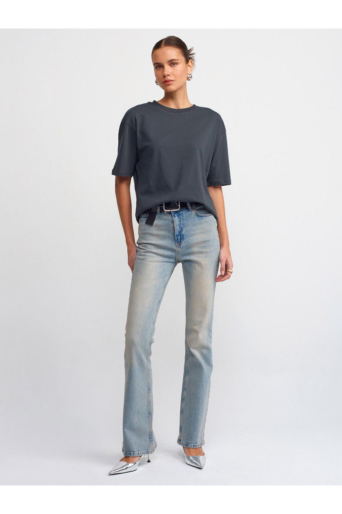 30735-tas-baski-detayli-t-shirt-antras-e-4dc1.jpg