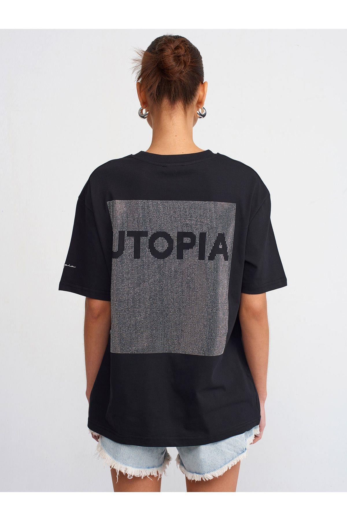 30735-tas-baski-detayli-t-shirt-siyah-2312b9.jpg