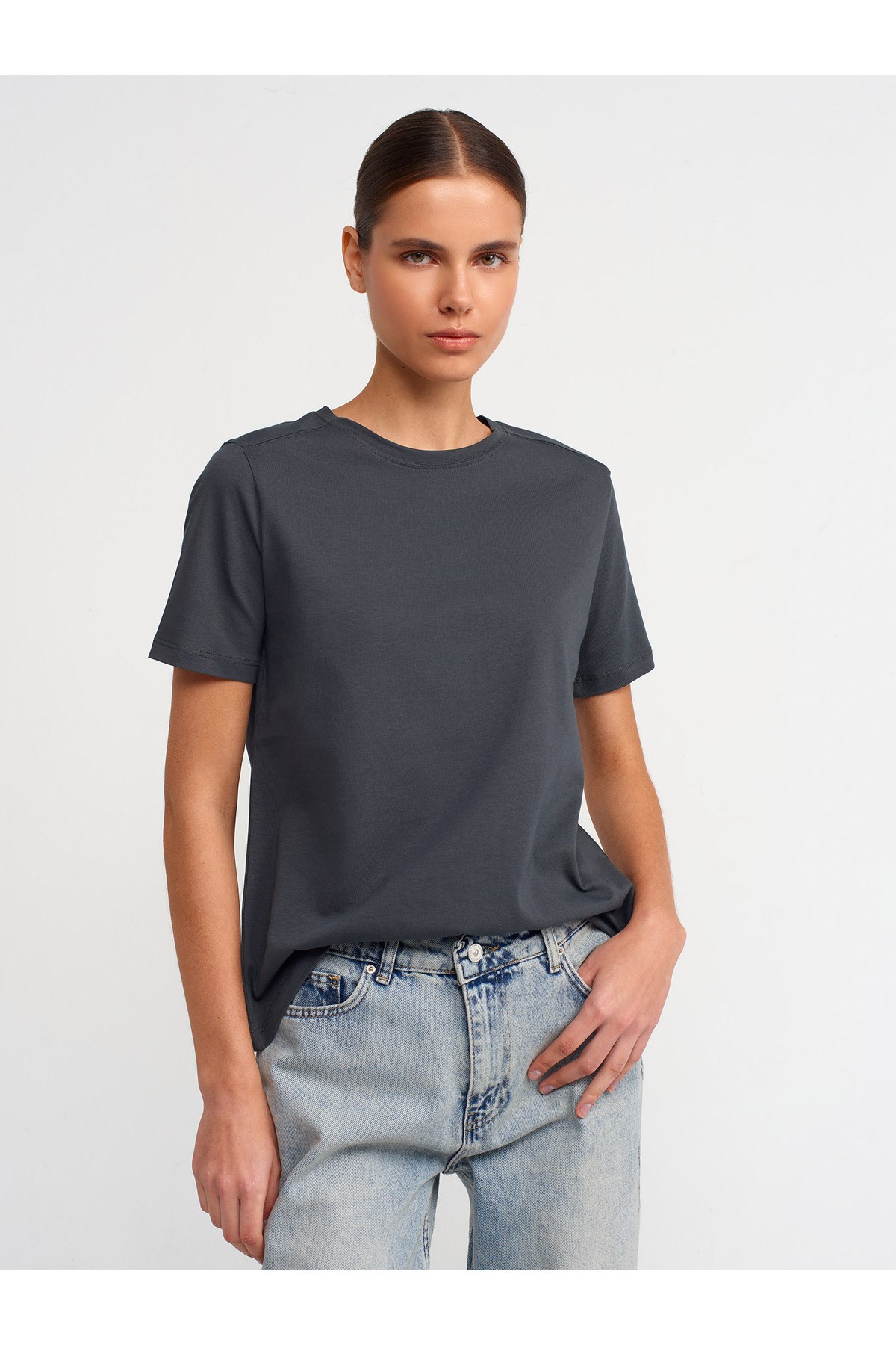 30740-bisiklet-yaka-pamuklu-t-shirt-an-6-b635.jpg